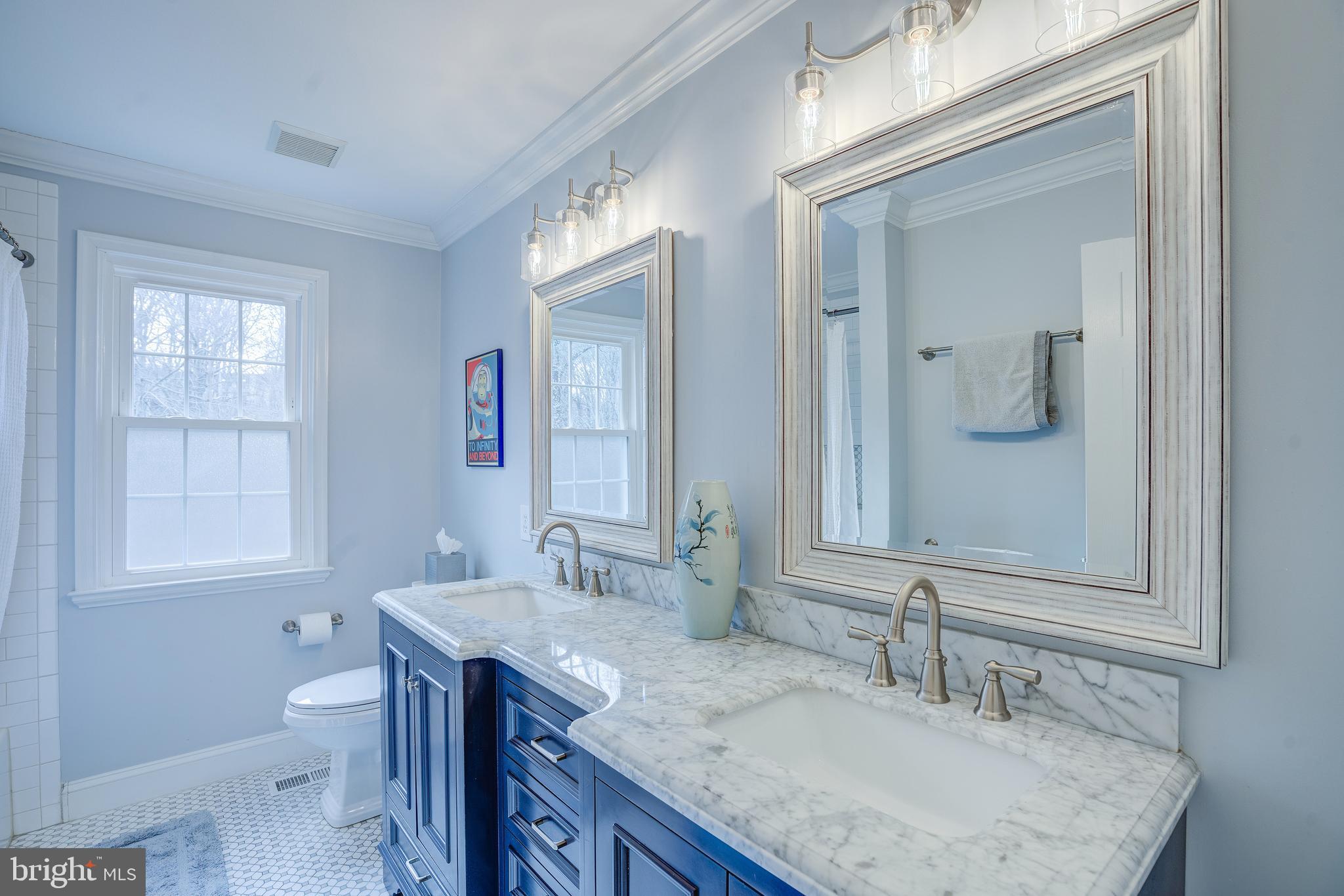 AUTUMN OAKS - Residential