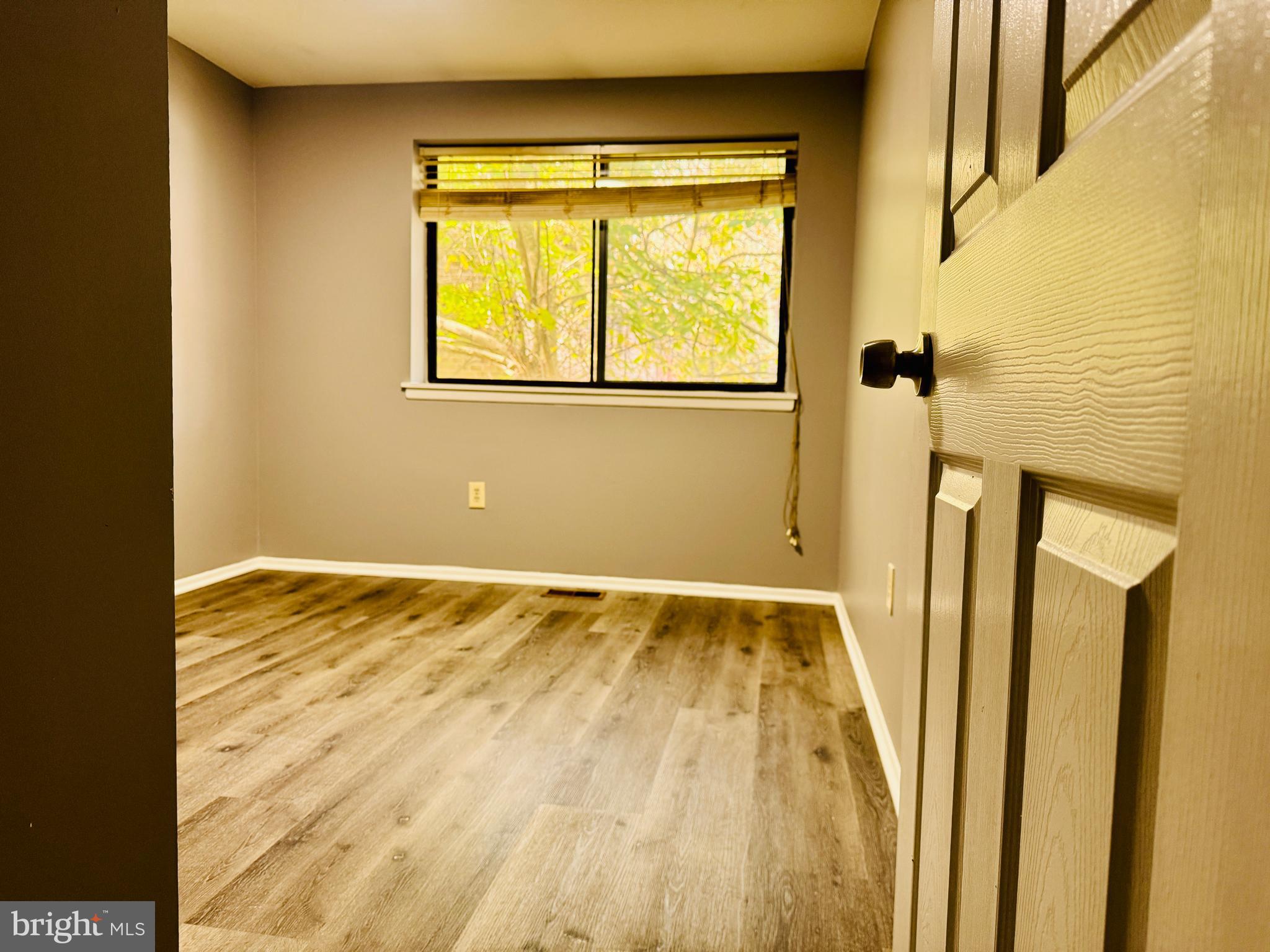 VILLAGE OF KINGS CONTRIVANCE - Residential Lease