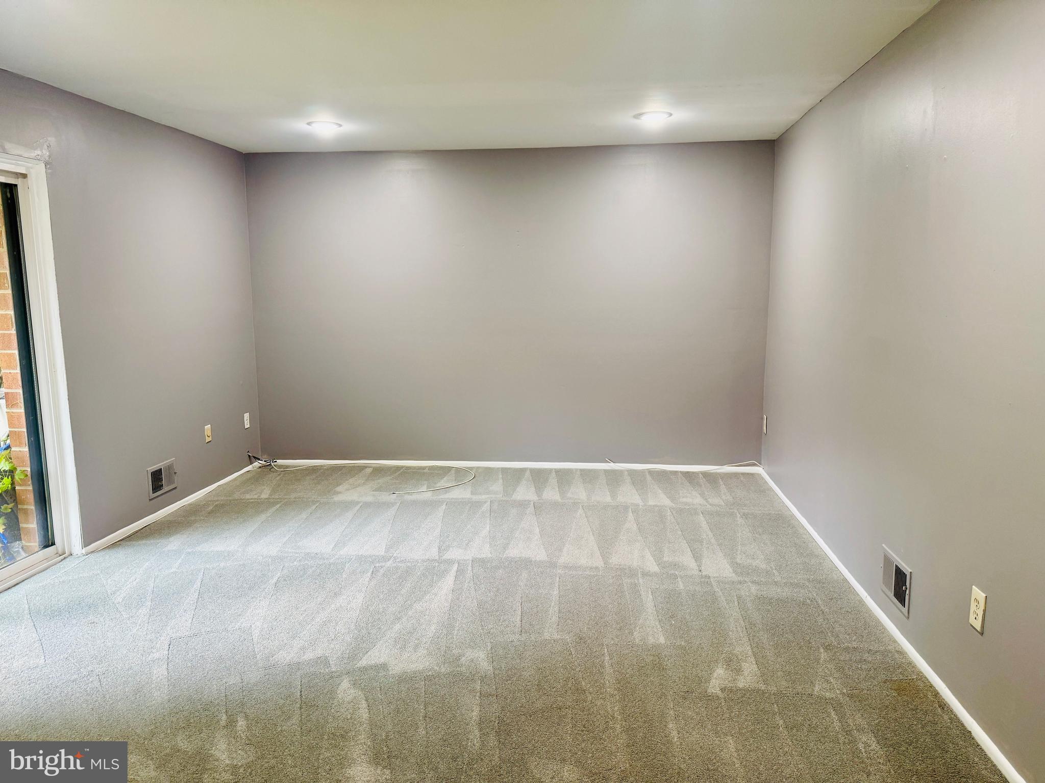 VILLAGE OF KINGS CONTRIVANCE - Residential Lease