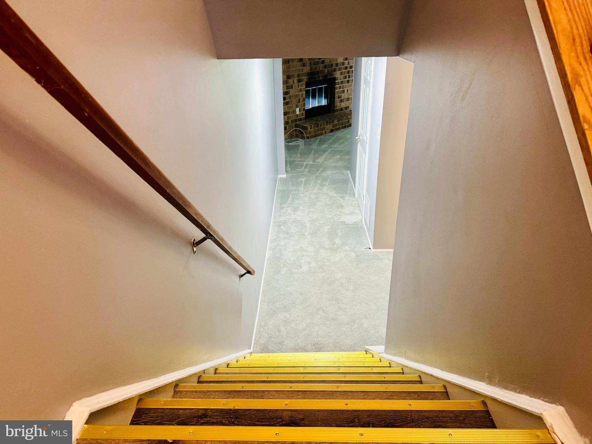 VILLAGE OF KINGS CONTRIVANCE - Residential Lease