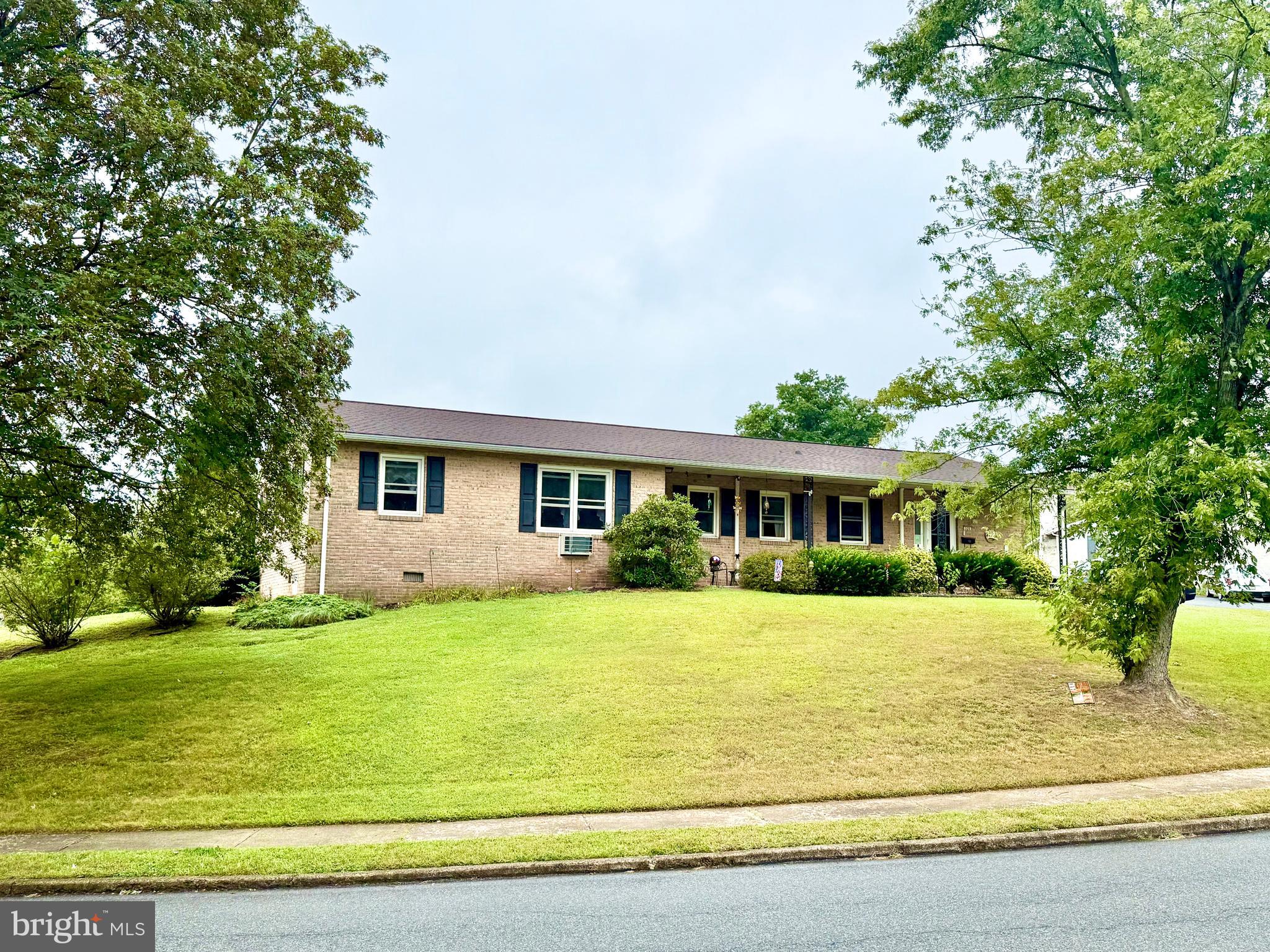 Attractive 2-unit rancher in the popular Amity Gardens neighborhood.
Located on a 1/3 acre lot, this brick duplex with curb appeal features side-by-side single-floor units. Each unit features a large living room with decorative brick wall or fireplace, bright eat-in kitchen, 2 bedrooms, a full bathroom, plus an individual laundry room. Both units have been beautifully maintained by long-term tenants who take pride in the property. Tenants are currently responsible for heat, electricity, public water, lawn care and snow removal expenses. The landlord covers sewer and trash costs. Lots of upgrades since 2018 including a new roof, gutters, and downspouts in 2020. Replacement windows. Mini-split system in one unit. Tile and laminate flooring. Shared front porch. Beautiful garden shed. Plenty of off-street parking. Great location, close to shopping, recreation, and major commuter routes.