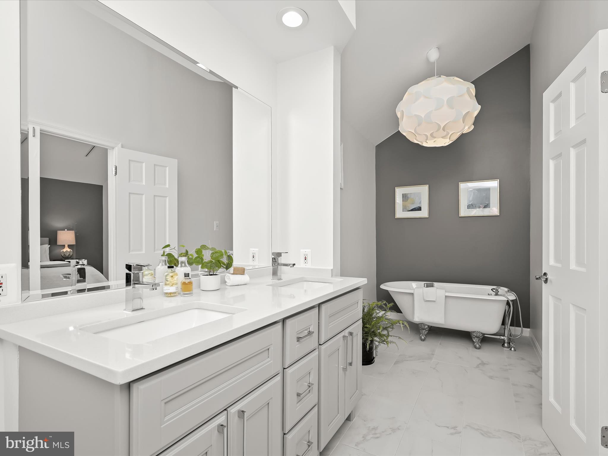 WESTWOOD - Residential