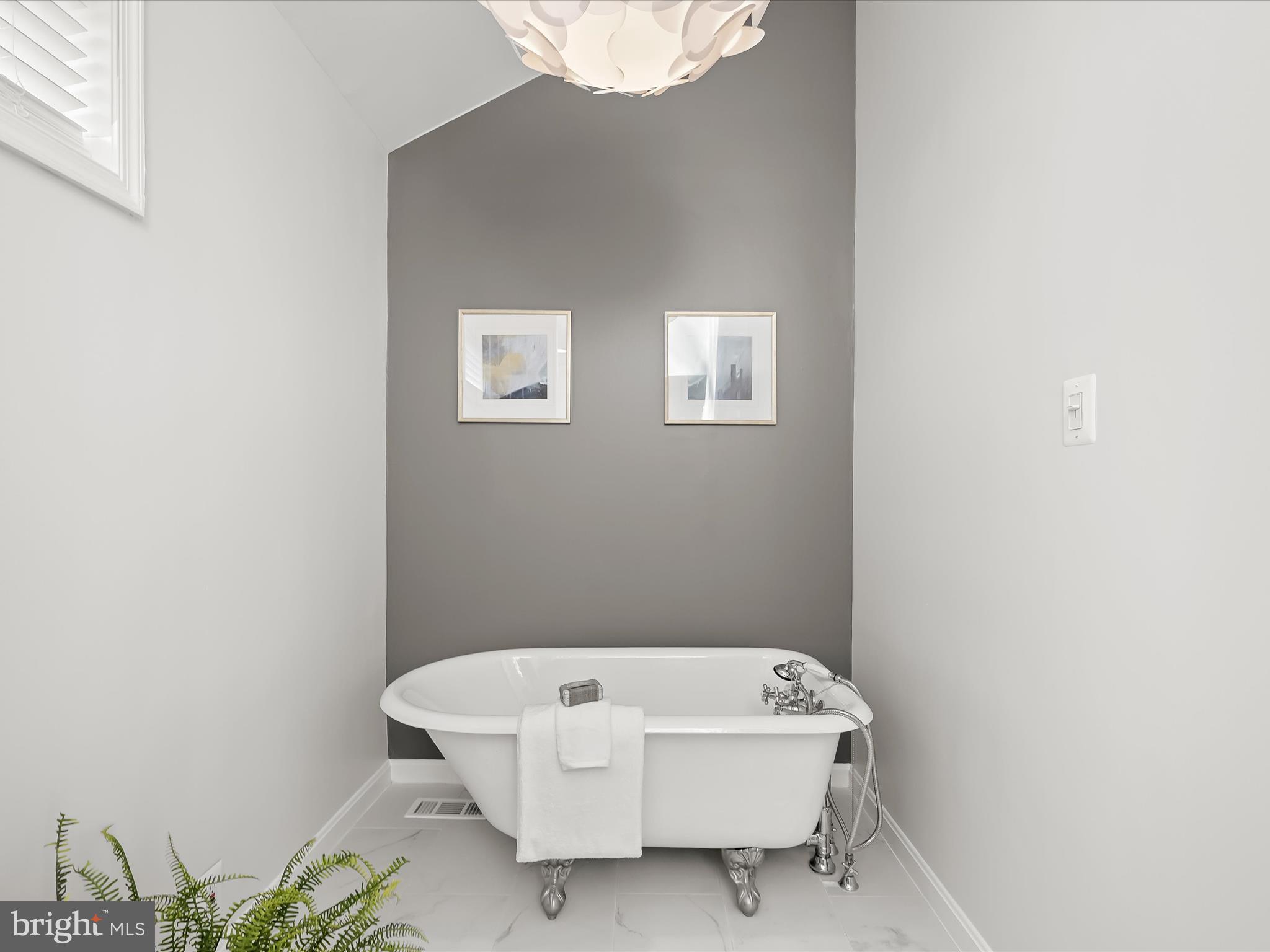 WESTWOOD - Residential