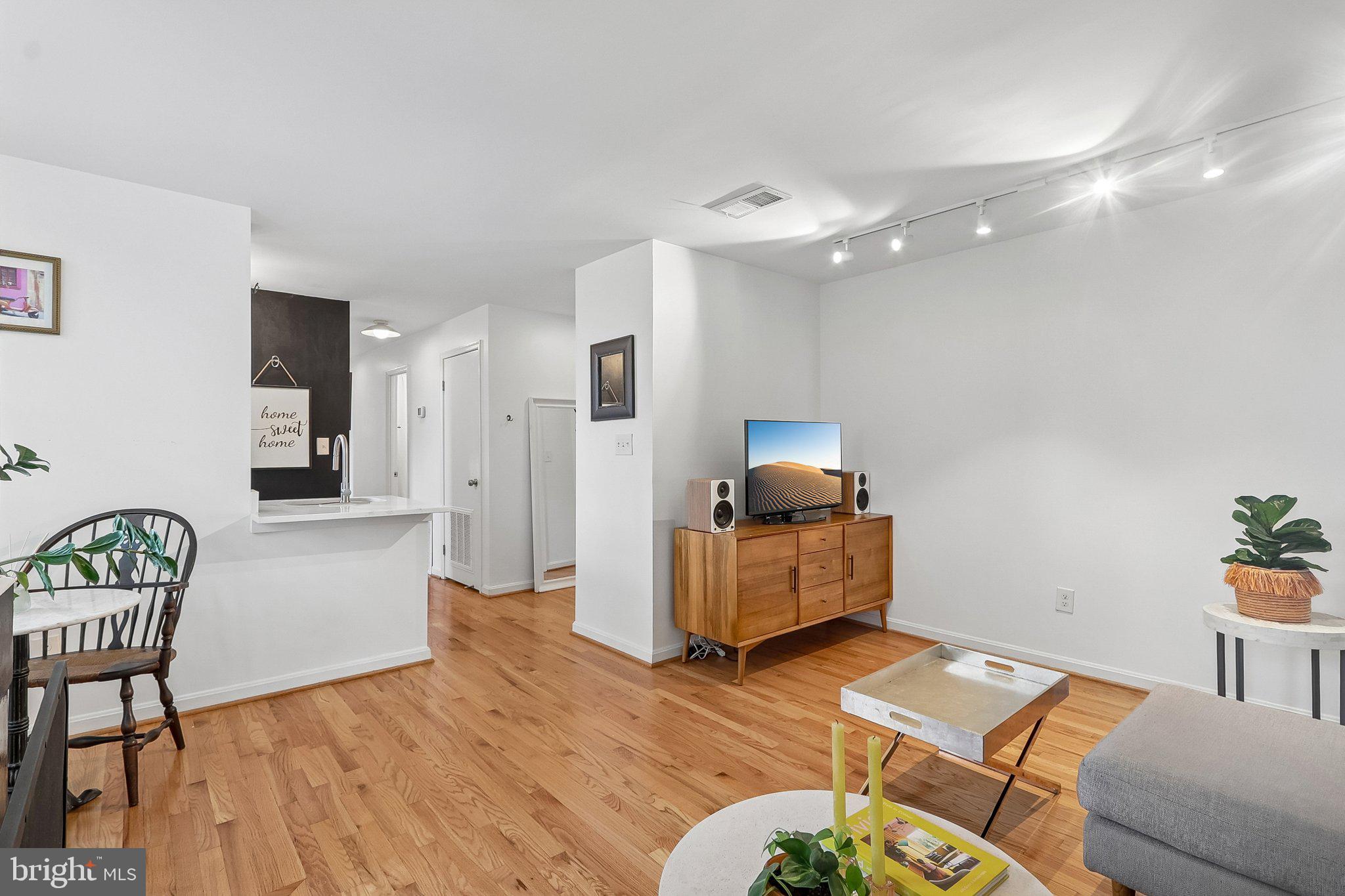 1495 NEWTON STREET NW 404