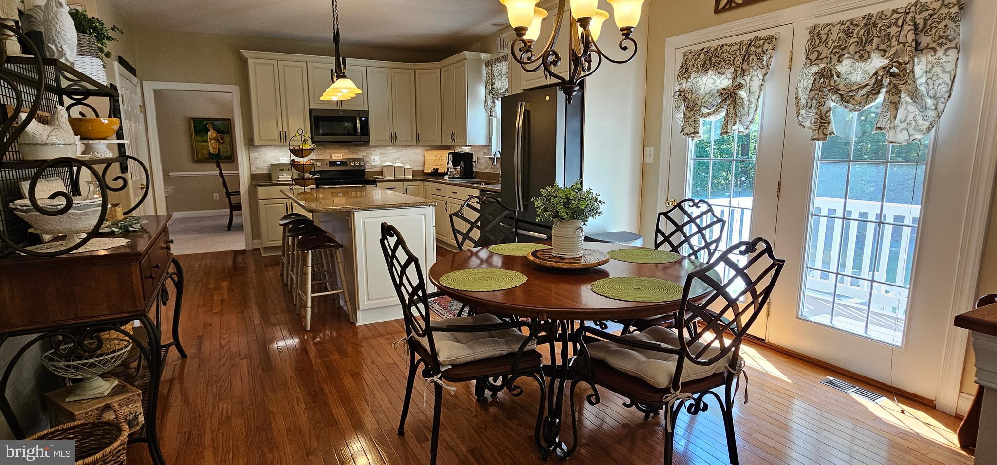 FORREST FARM - Residential