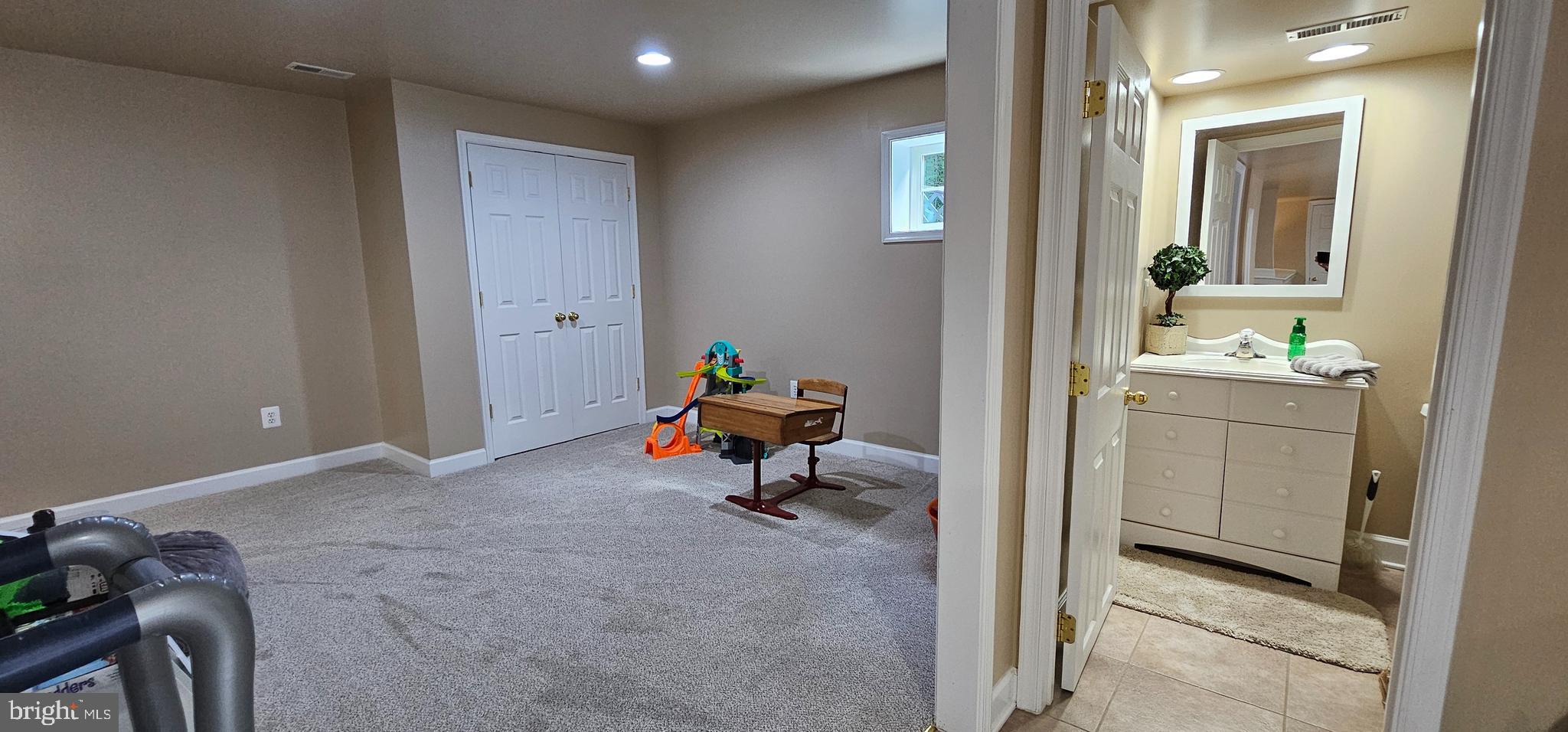 FORREST FARM - Residential