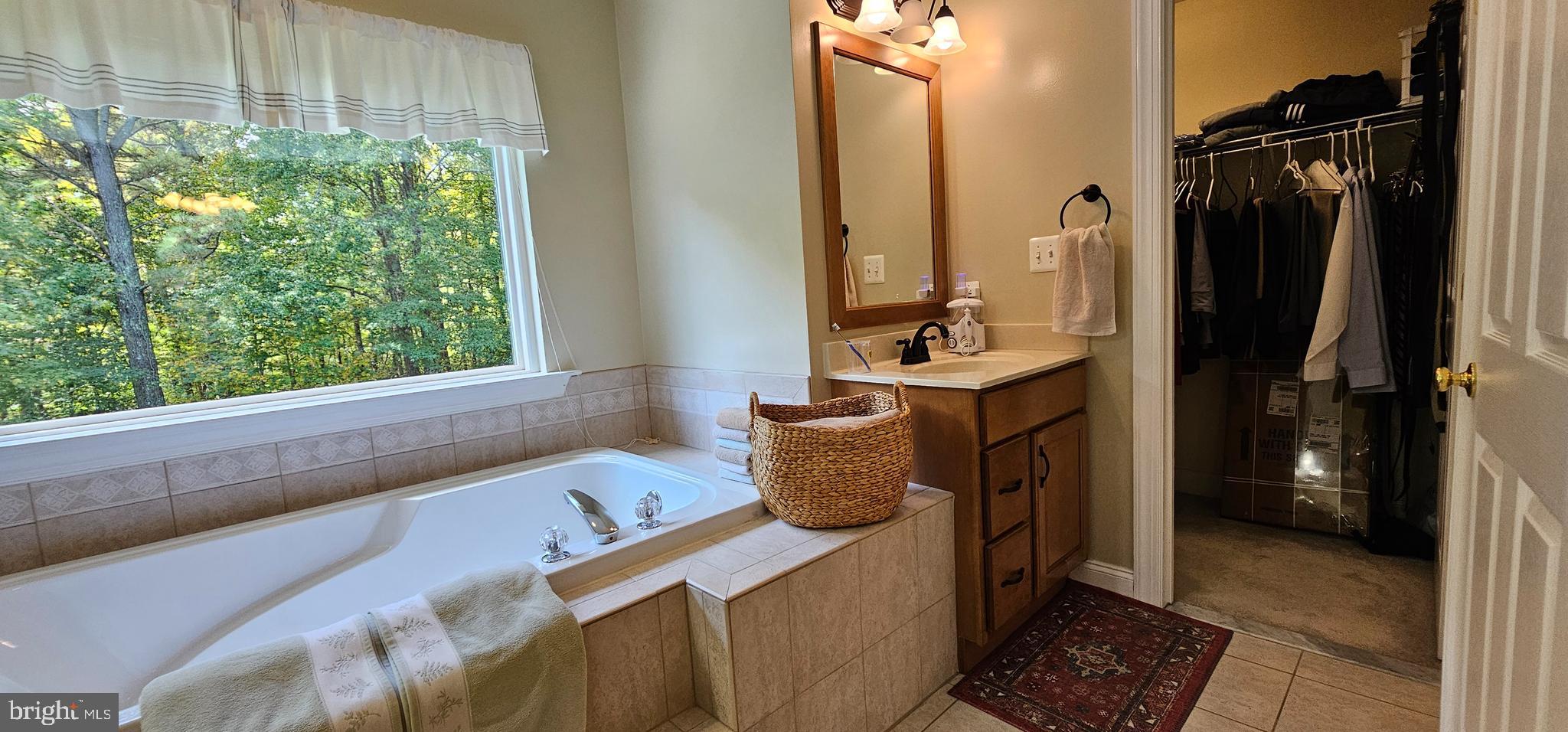 FORREST FARM - Residential