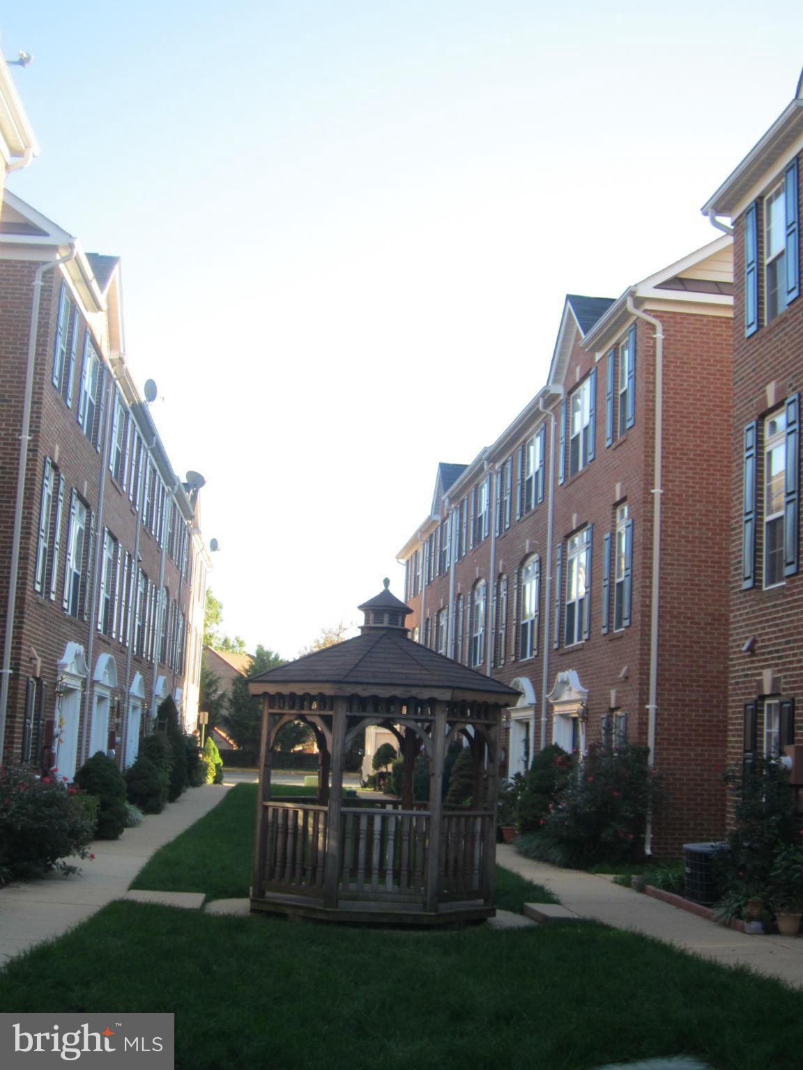 MADISON LANE - Residential Lease