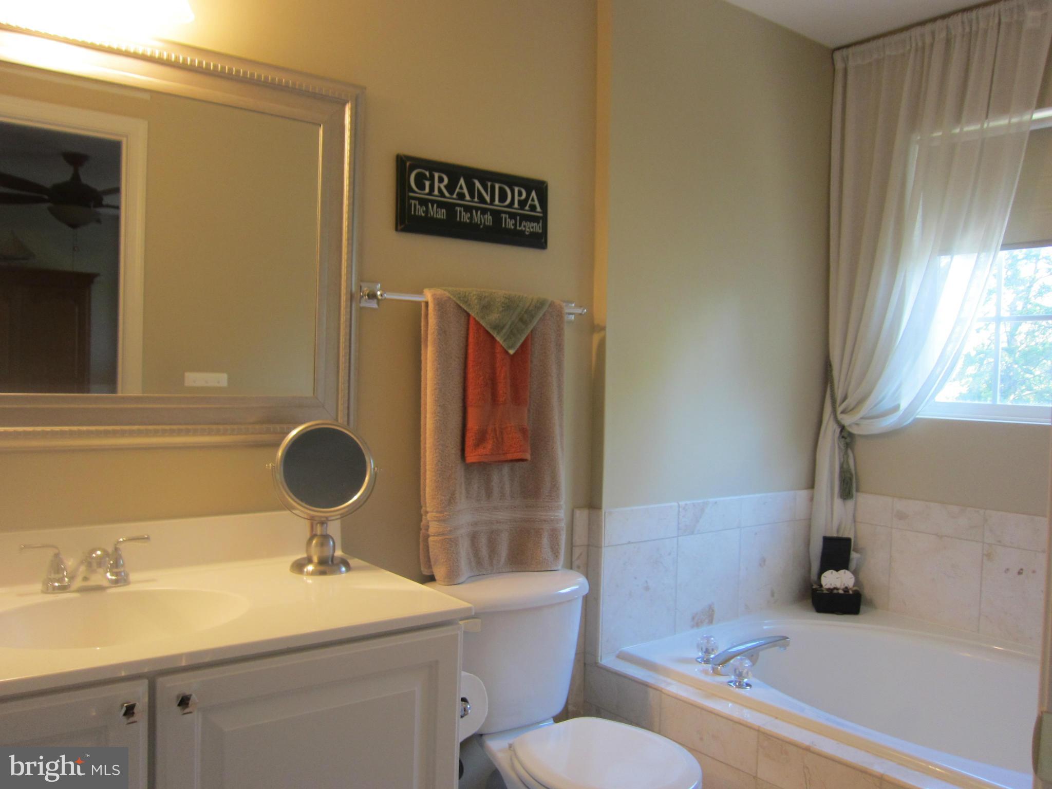 MADISON LANE - Residential Lease