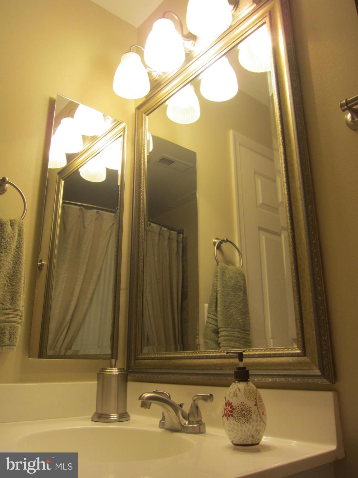 MADISON LANE - Residential Lease