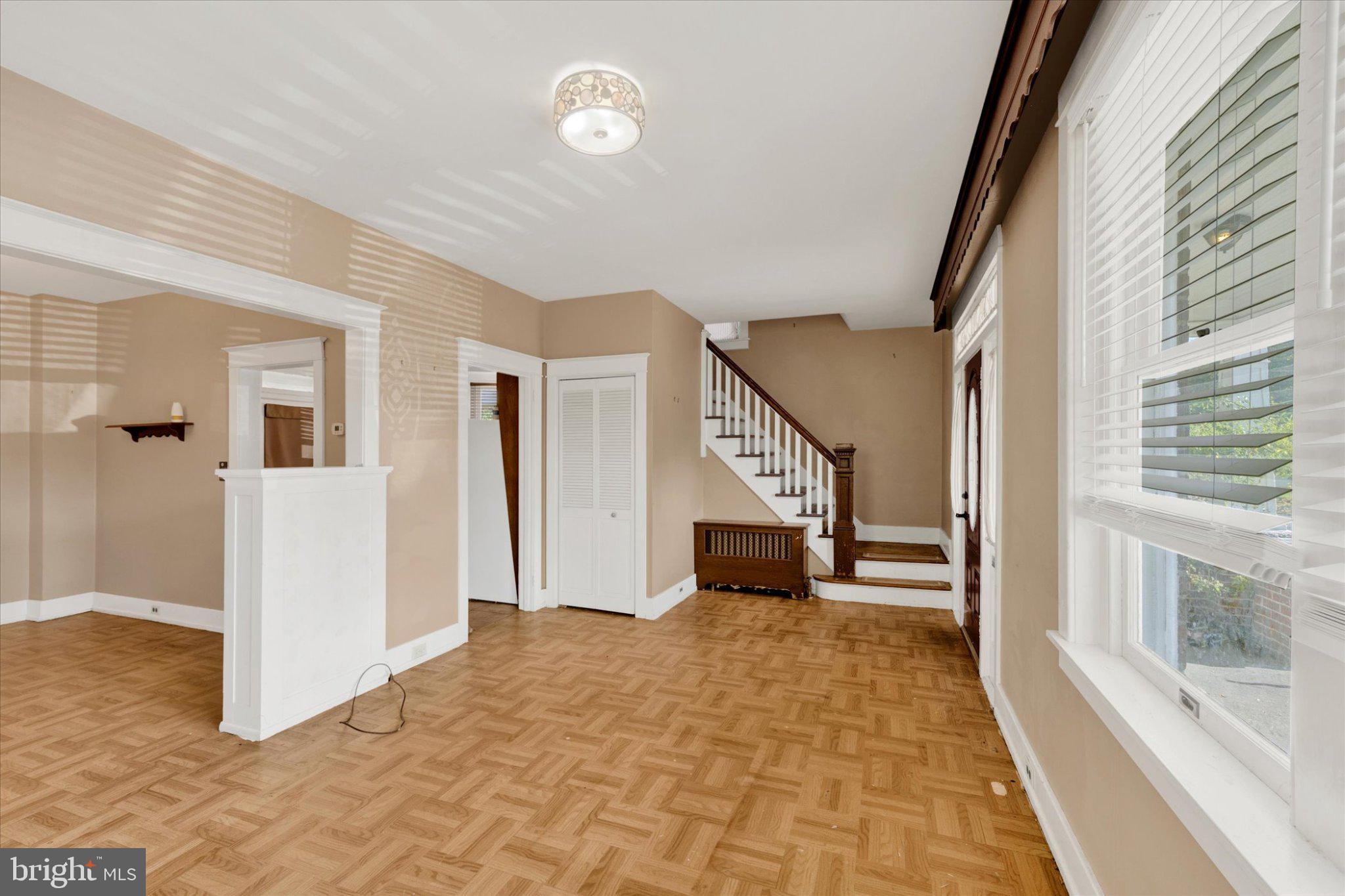 135 W SHERIDAN AVENUE