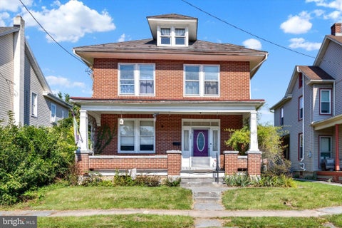 Photo of 135 W Sheridan Avenue, ANNVILLE, PA 17003 (MLS # PALN2028838)