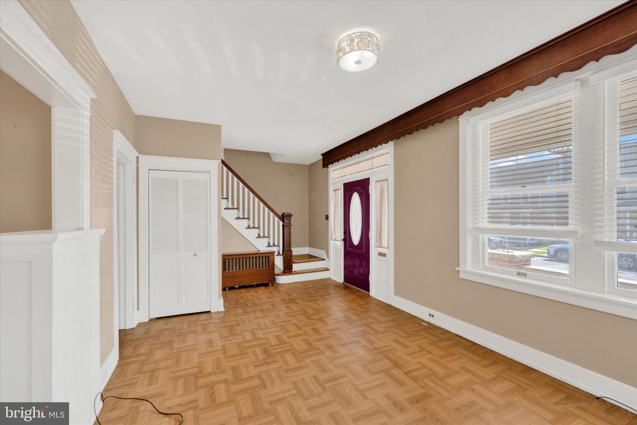 135 W SHERIDAN AVENUE