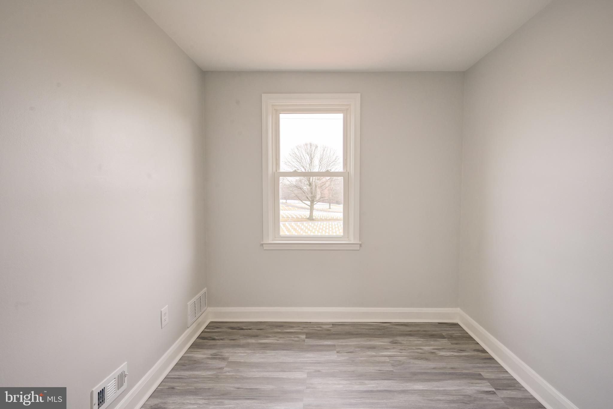 MOUNT RIDGE - Residential