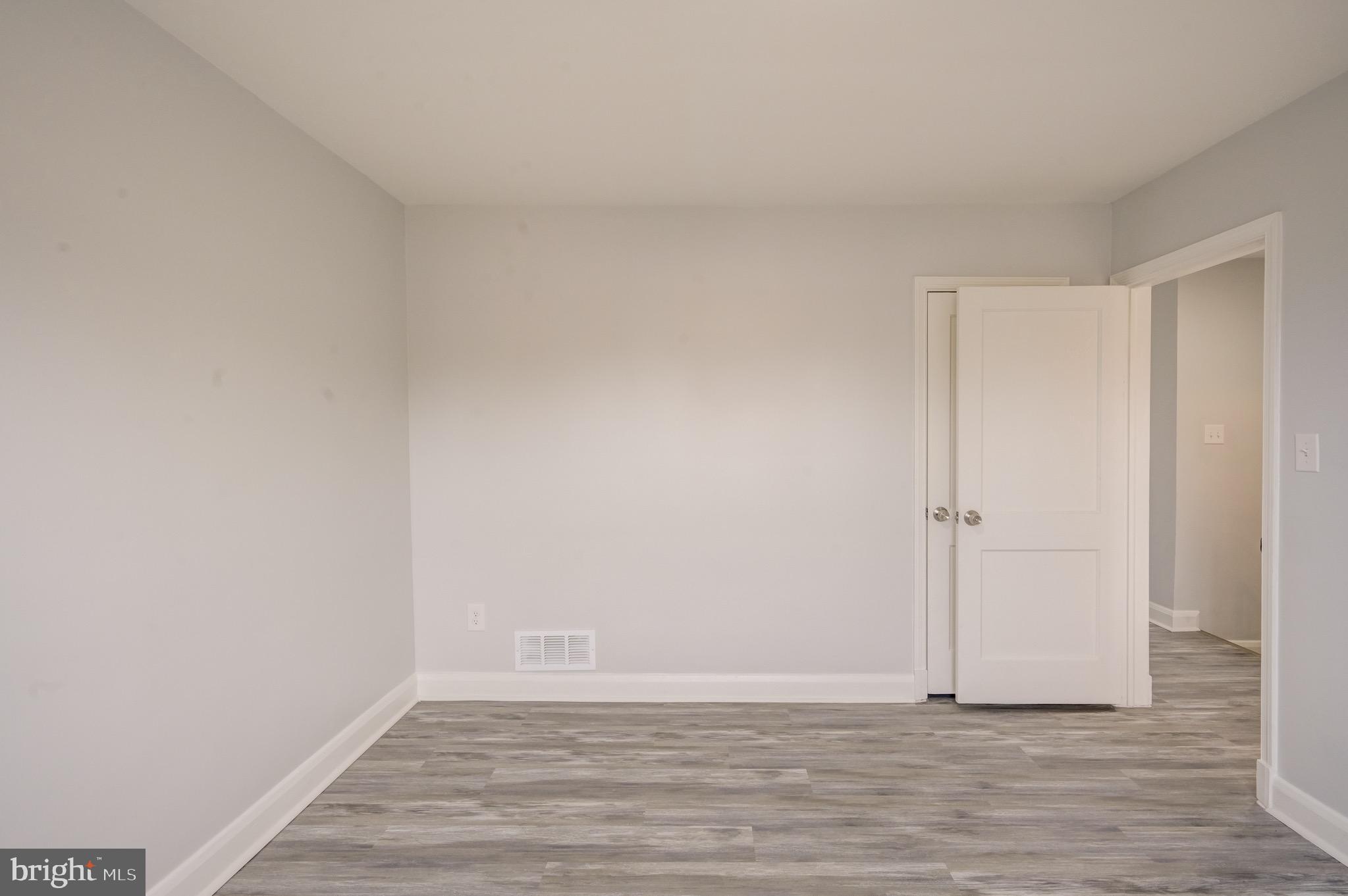 MOUNT RIDGE - Residential