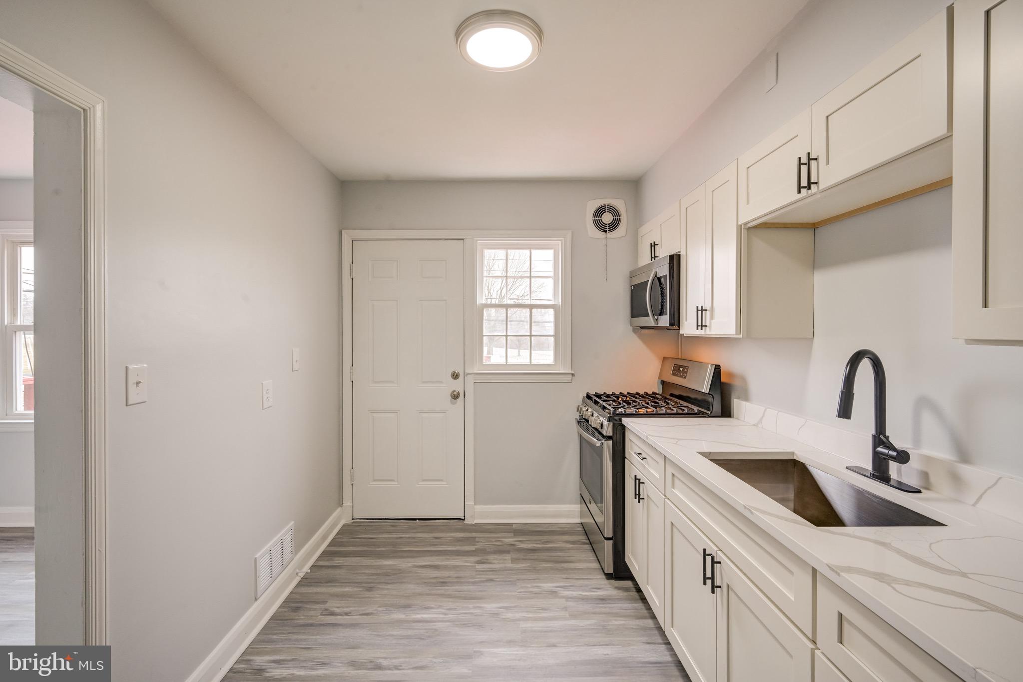 MOUNT RIDGE - Residential