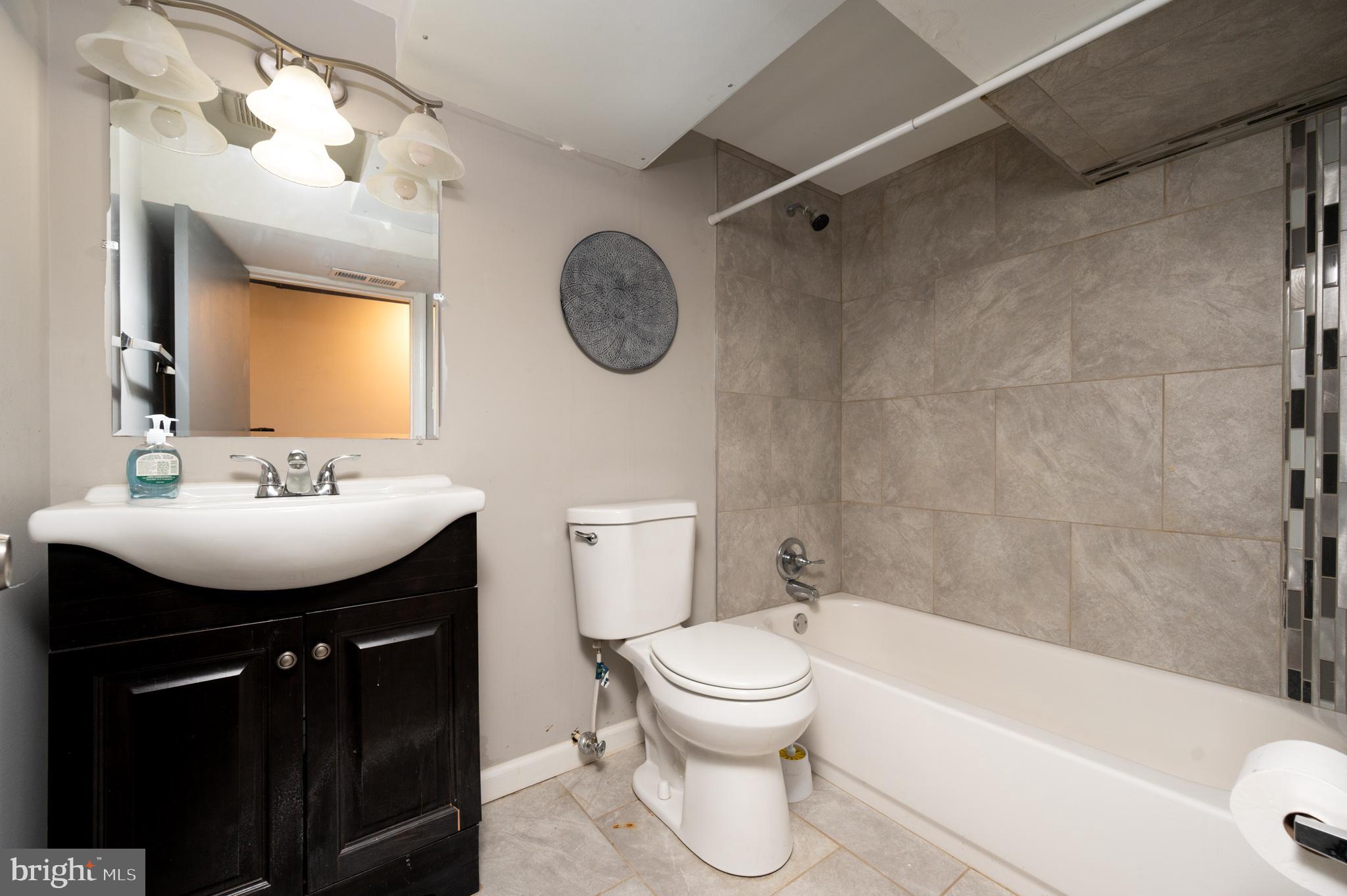HAMILTON HEIGHTS - Residential