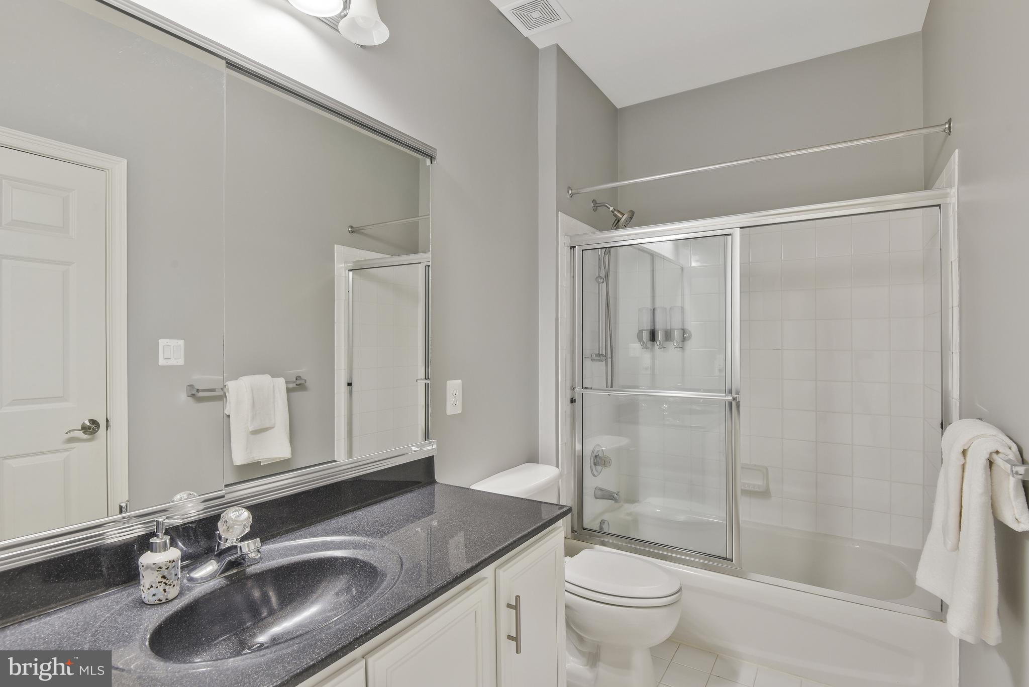 LOUDOUN VALLEY ESTATES - Residential