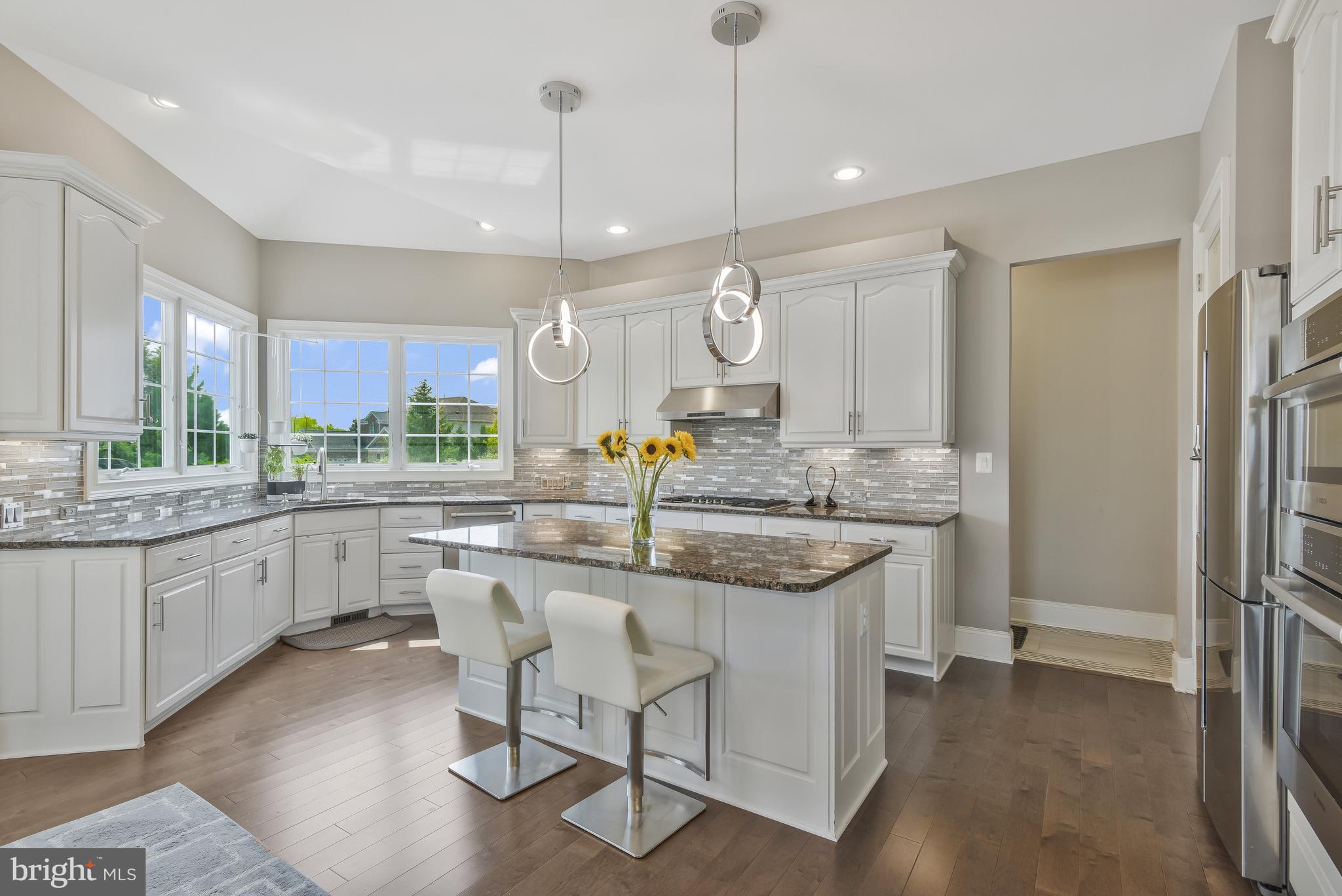 LOUDOUN VALLEY ESTATES - Residential