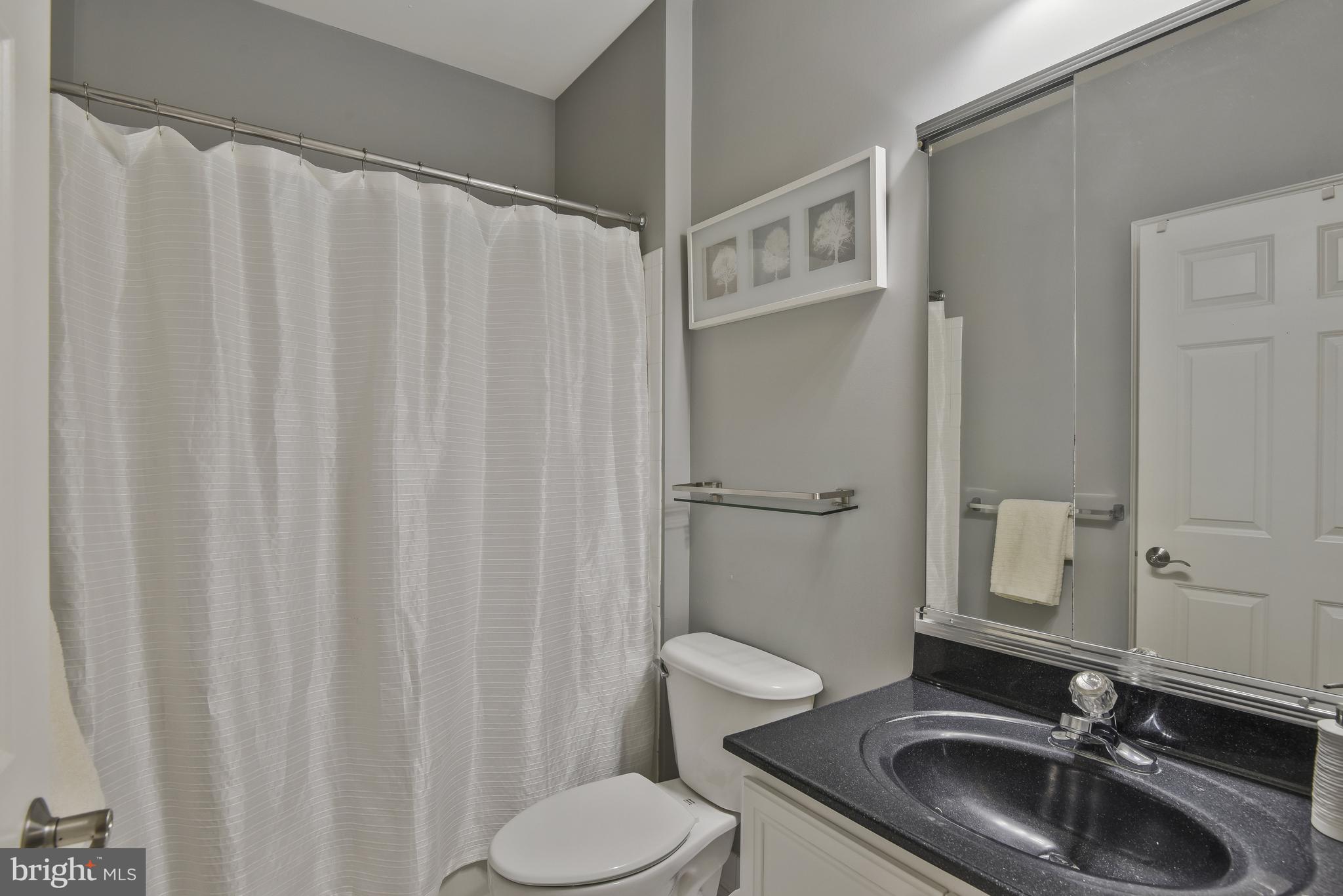 LOUDOUN VALLEY ESTATES - Residential