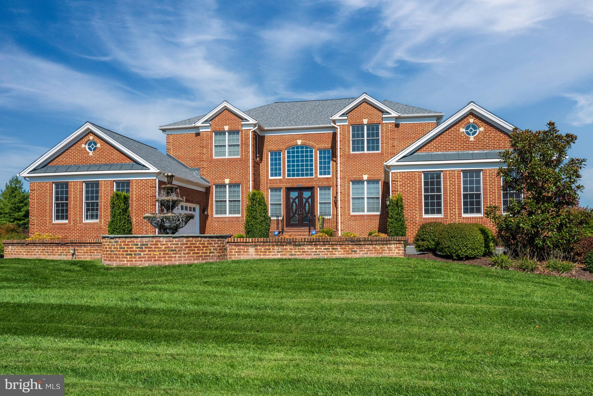 LOUDOUN VALLEY ESTATES - Residential