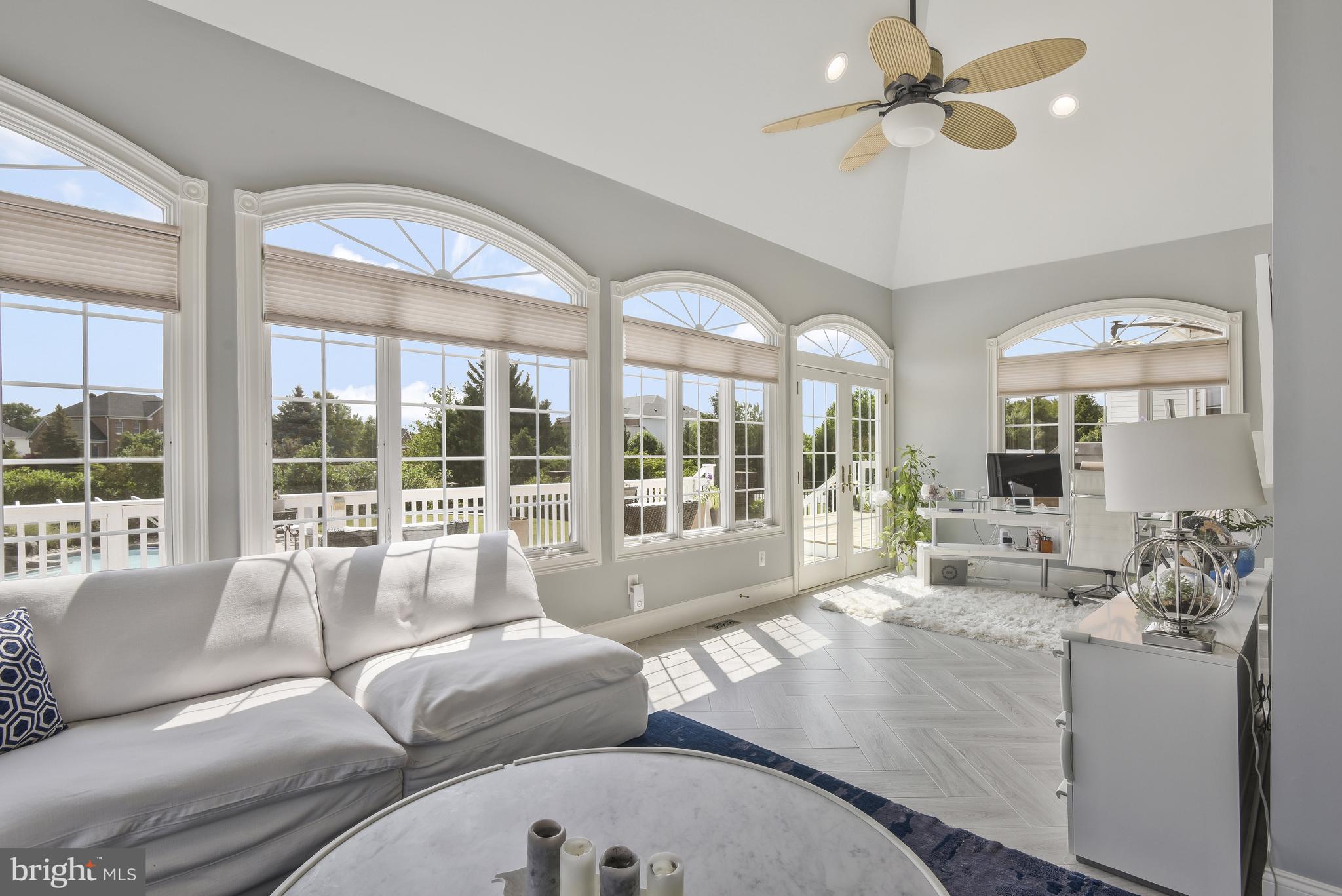 LOUDOUN VALLEY ESTATES - Residential