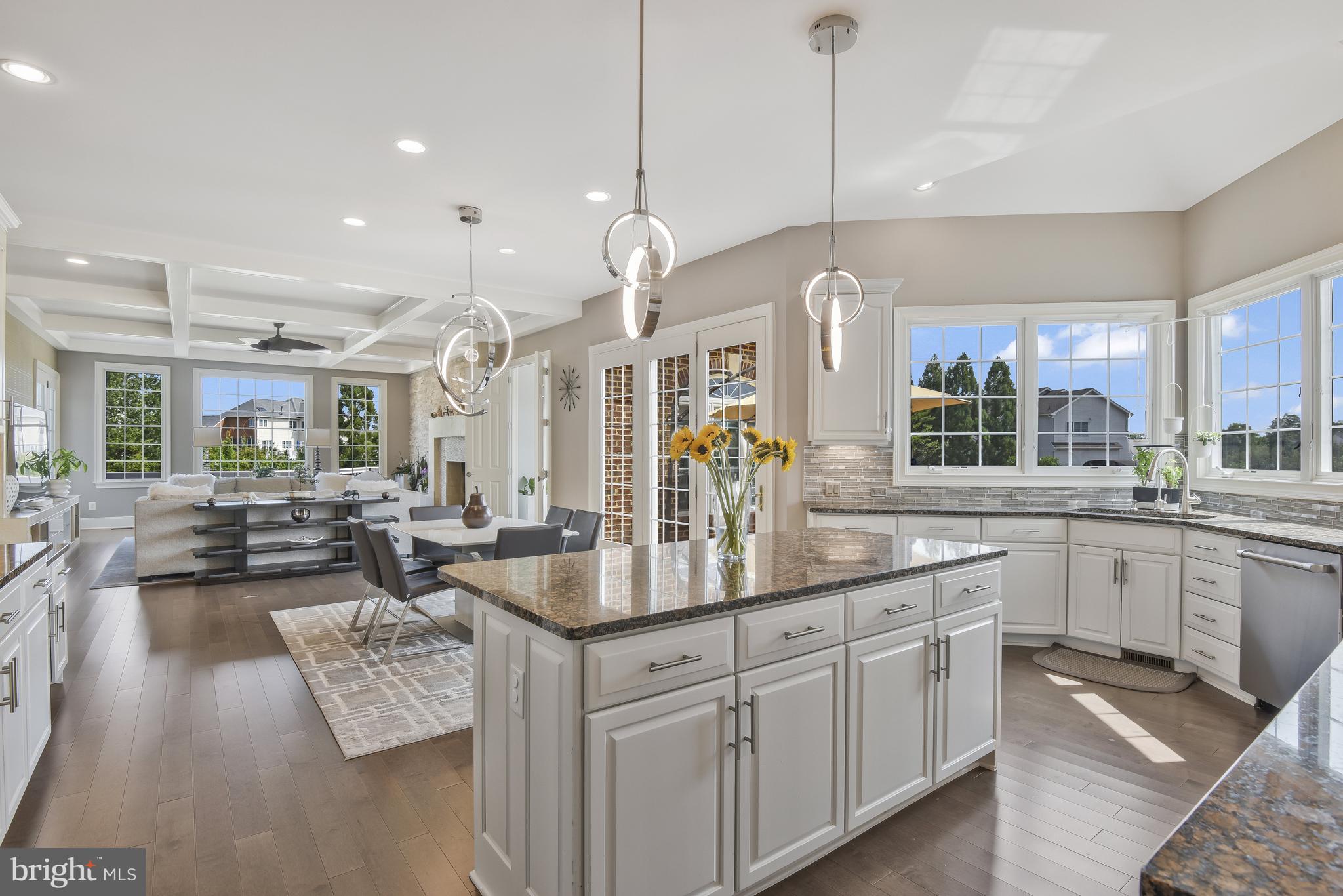 LOUDOUN VALLEY ESTATES - Residential