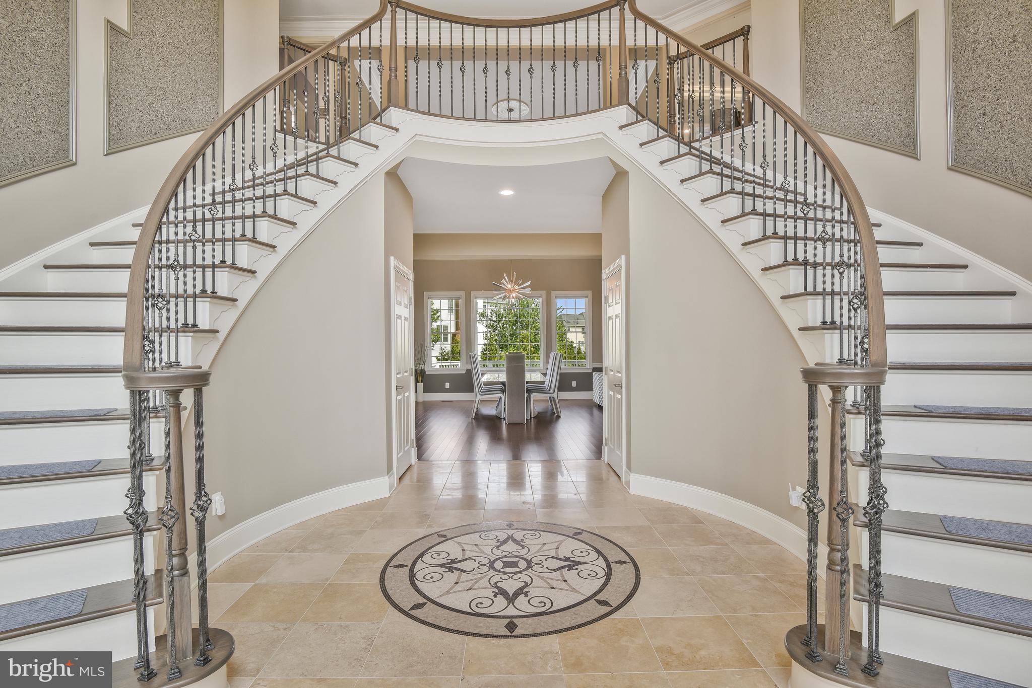 LOUDOUN VALLEY ESTATES - Residential