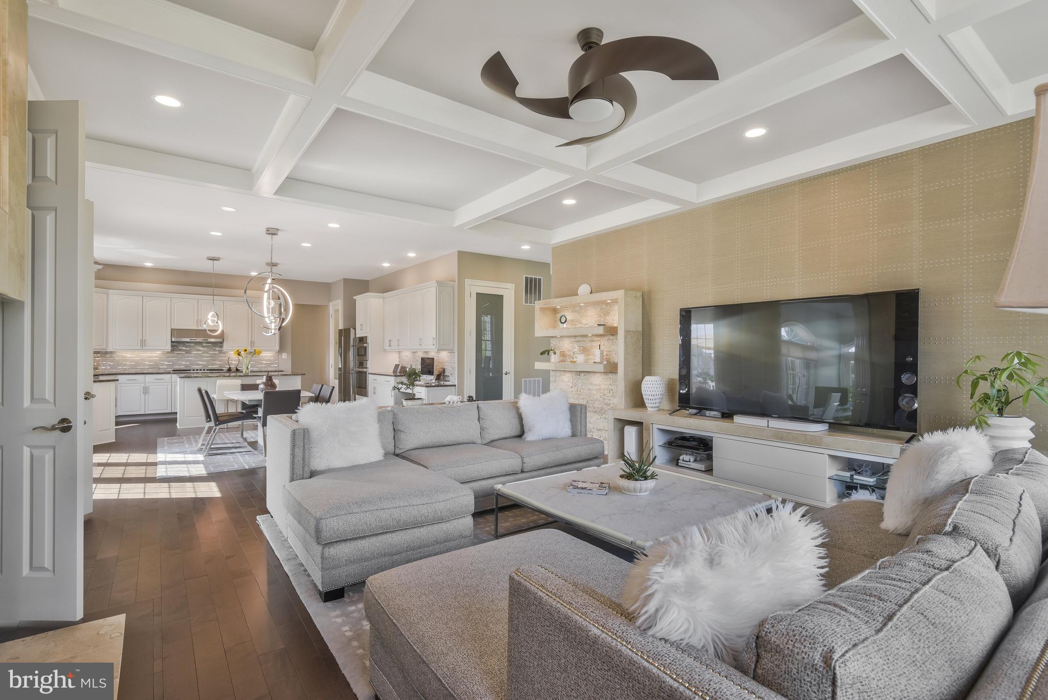 LOUDOUN VALLEY ESTATES - Residential