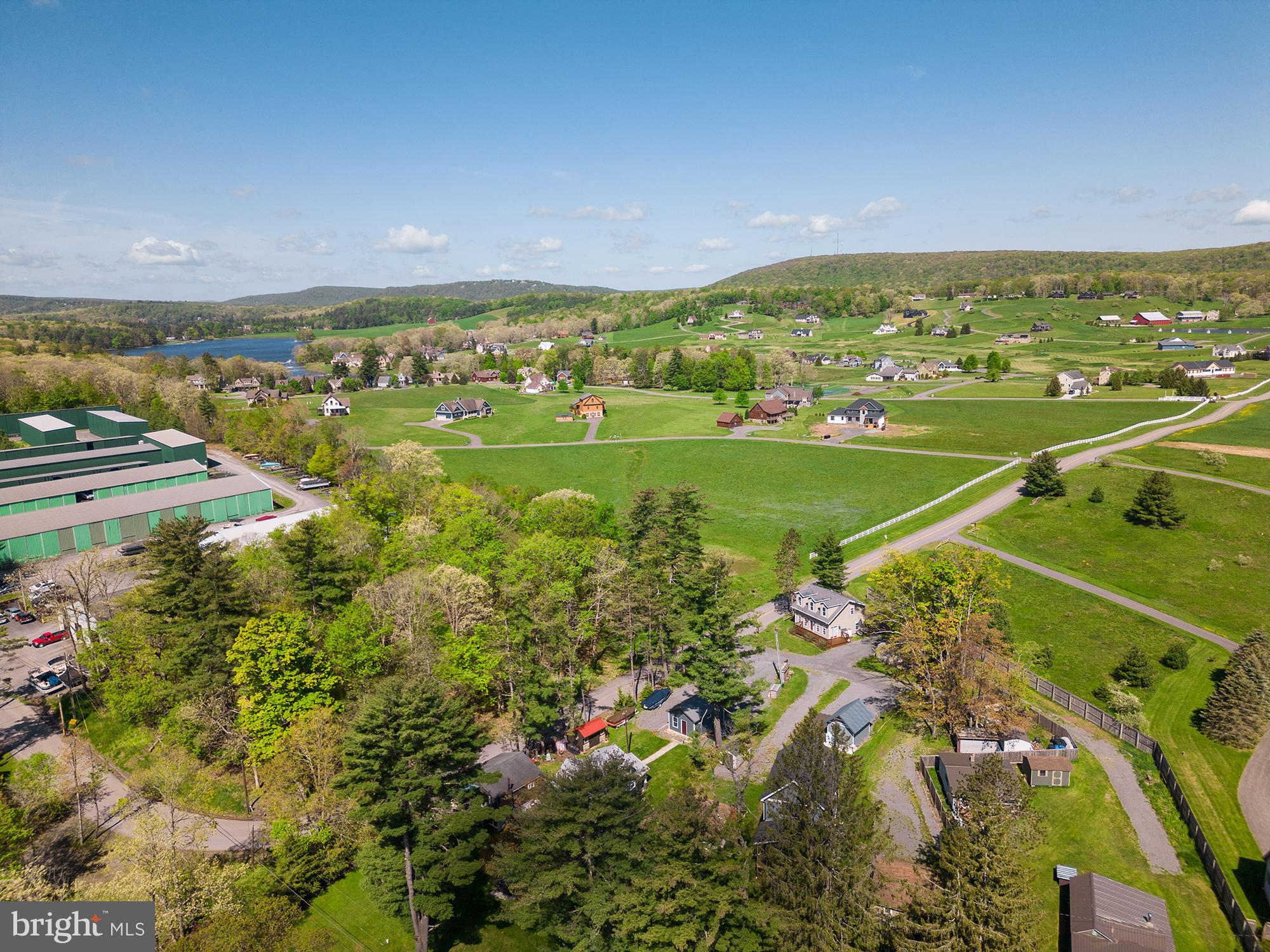 HARVEYS PENINSULA - Residential