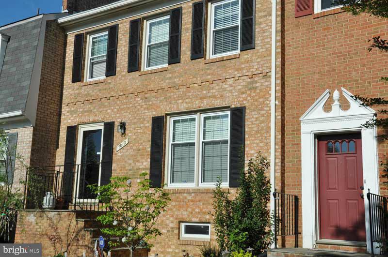 LEEWOOD - Residential Lease