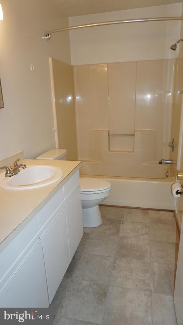 RIPLEY SUB - Residential Lease