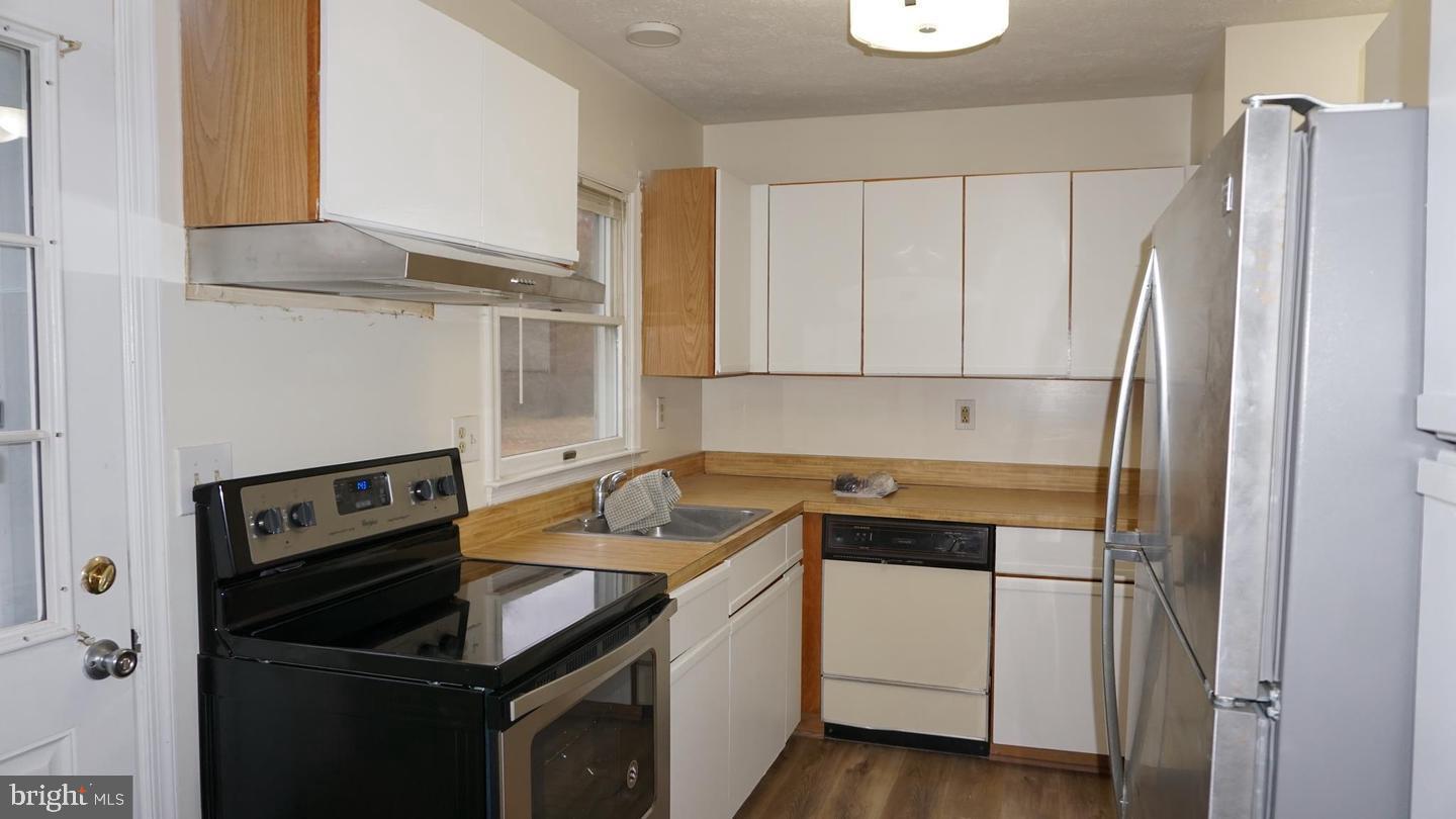 RIPLEY SUB - Residential Lease