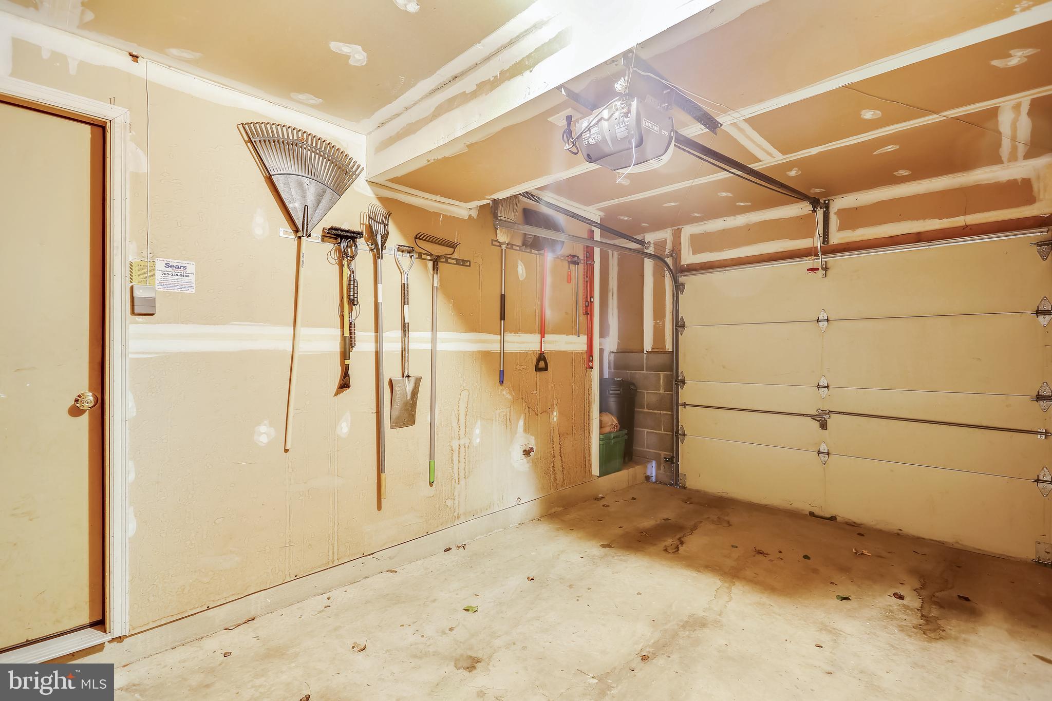 AMBERFIELD - Residential