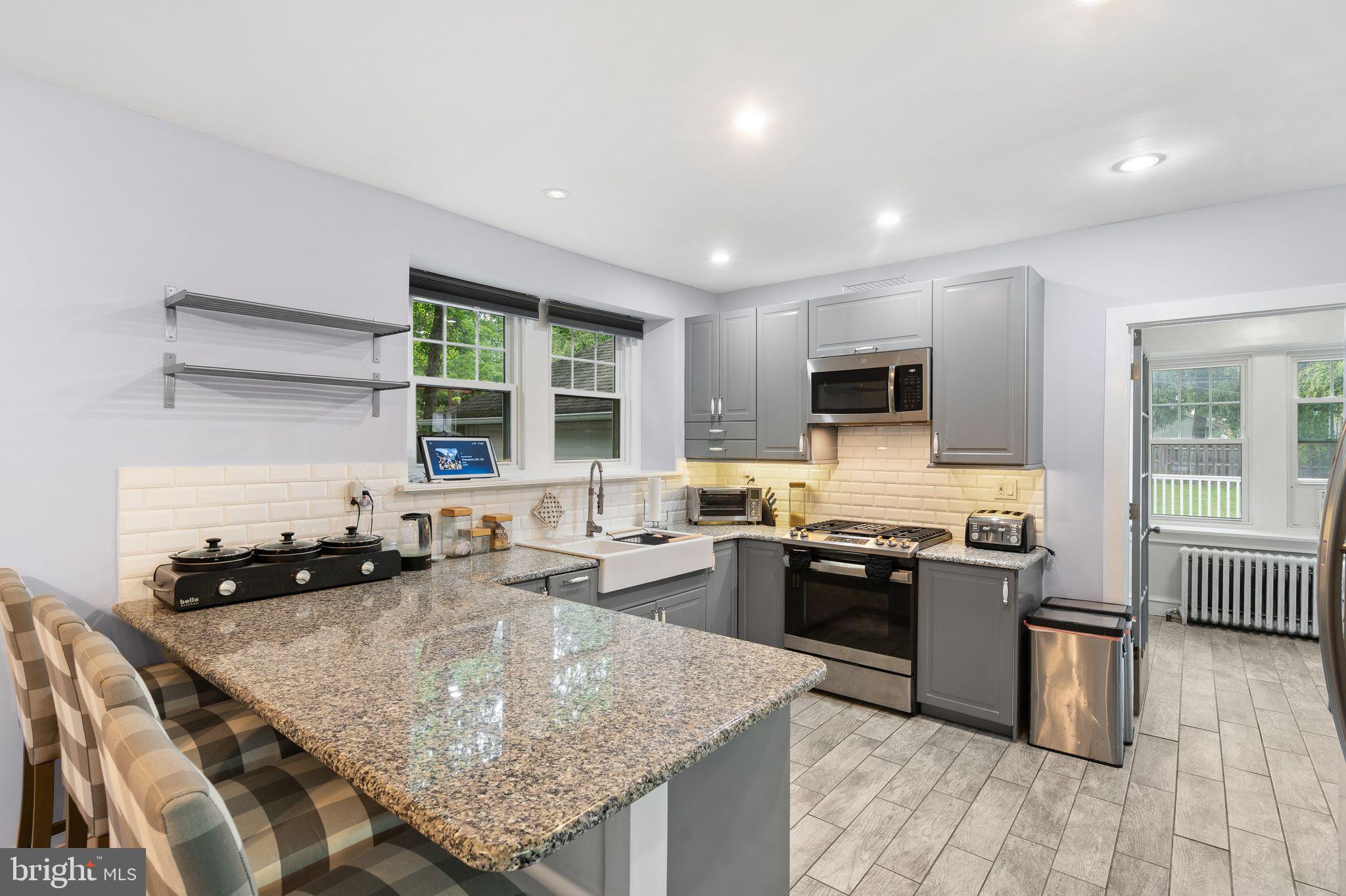 5 JEFFERSON AVENUE