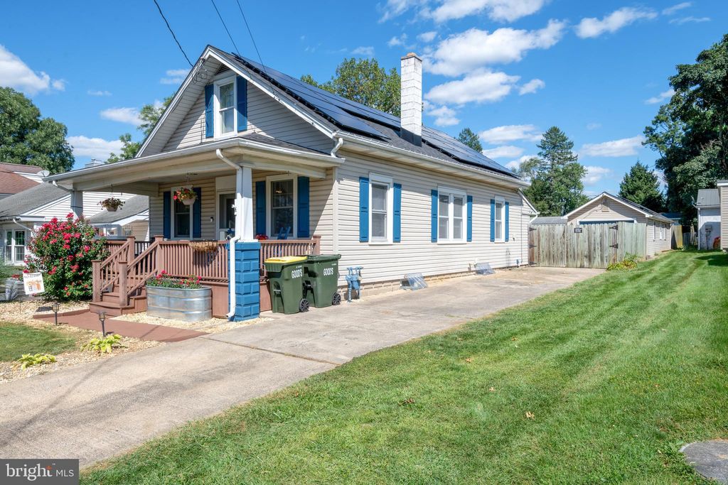 Photo of 9 Wilson Avenue, Leola, PA 17540 (MLS # PALA2056450)