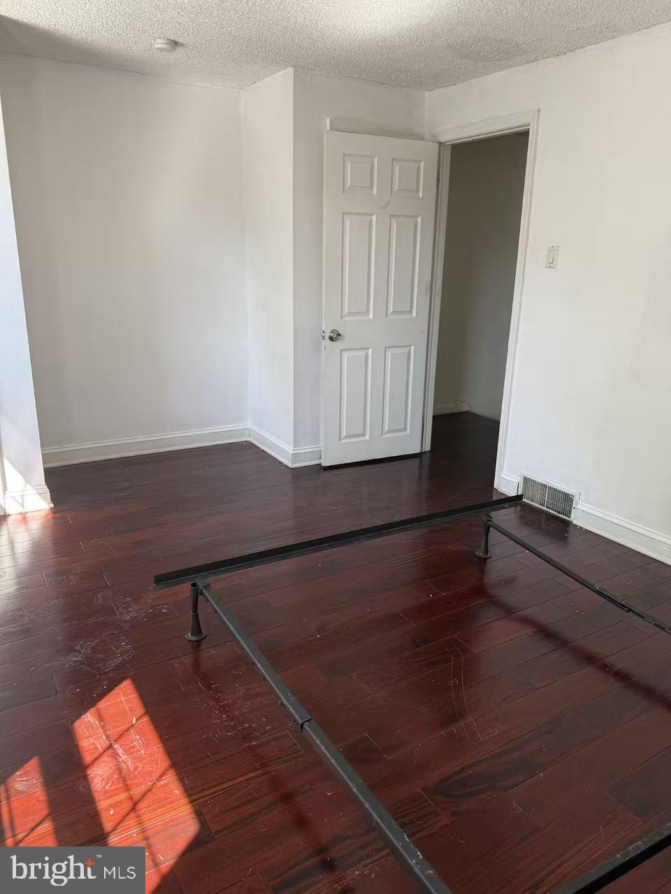 PHILADELPHIA - Residential