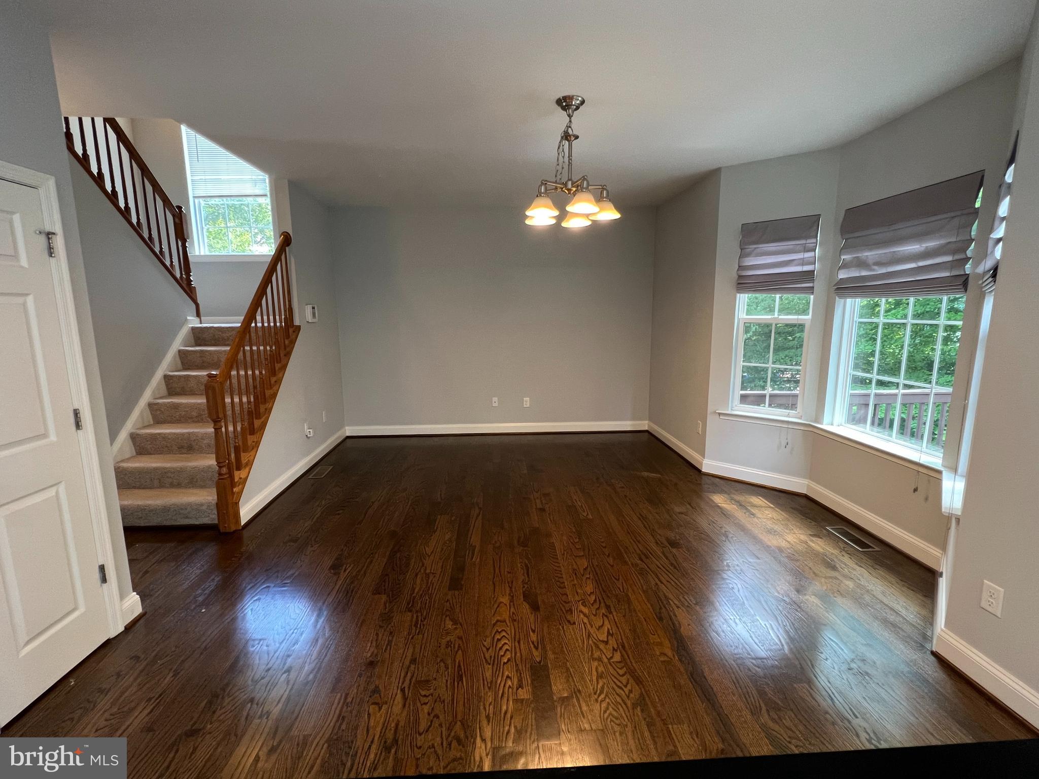 REGULARS - Residential Lease