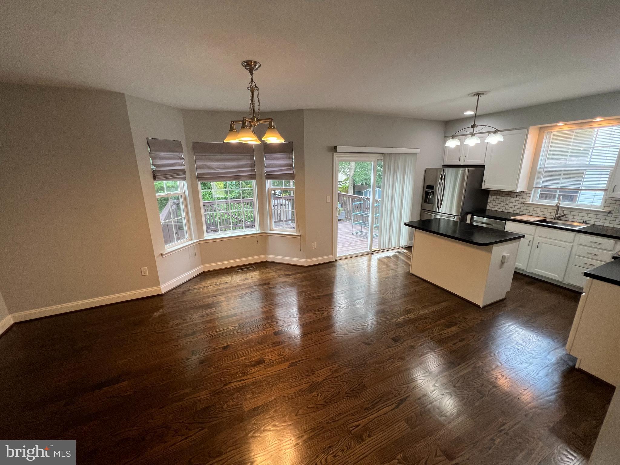 REGULARS - Residential Lease