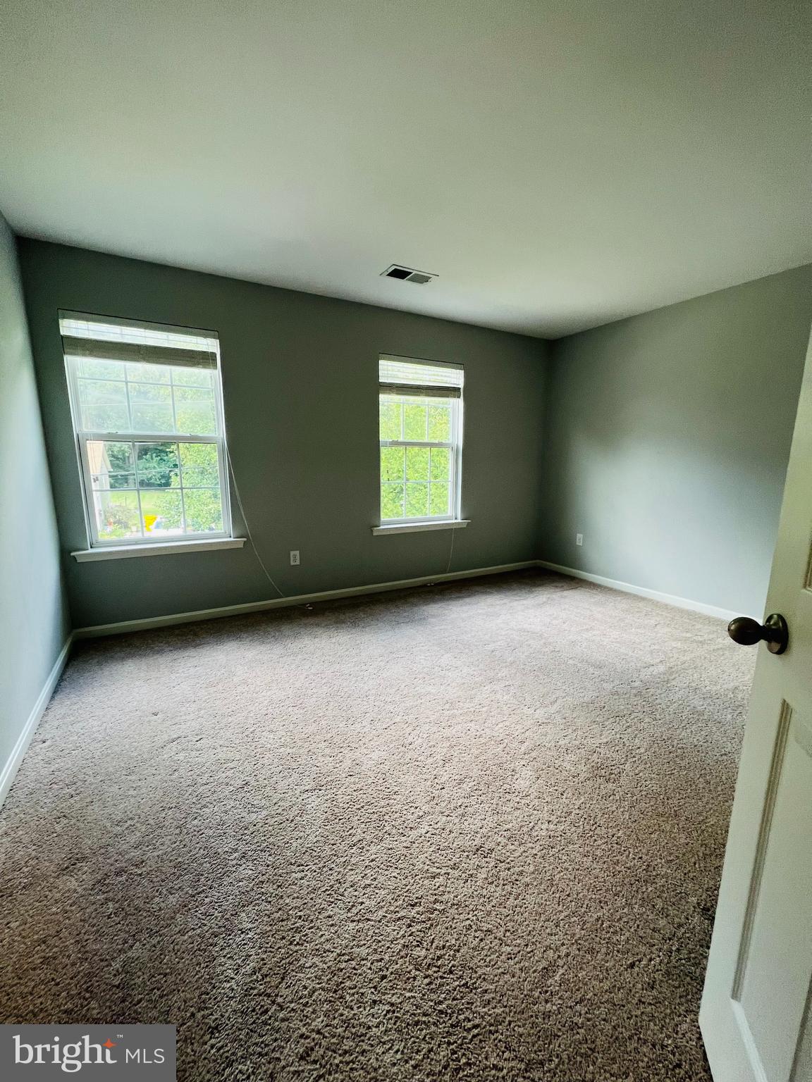 REGULARS - Residential Lease