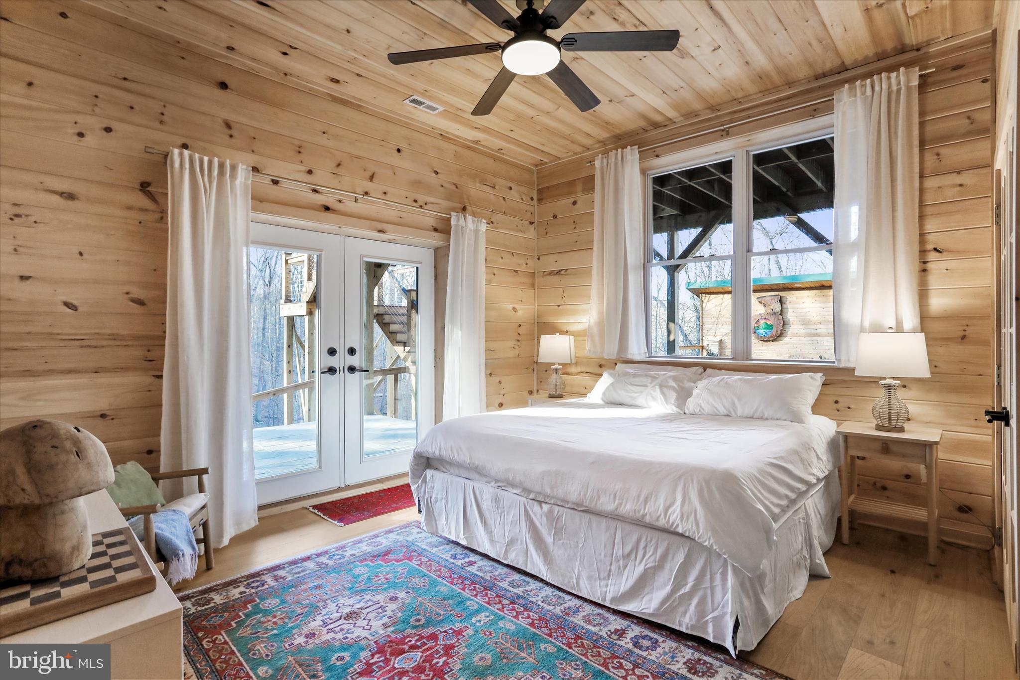 ROUSE MT - Residential