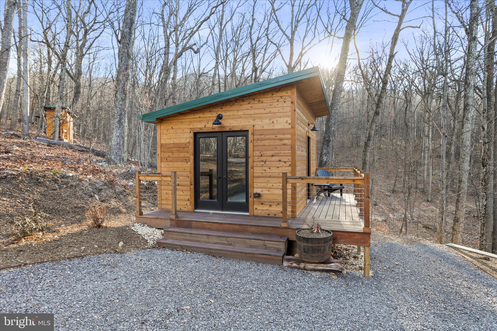 ROUSE MT - Residential