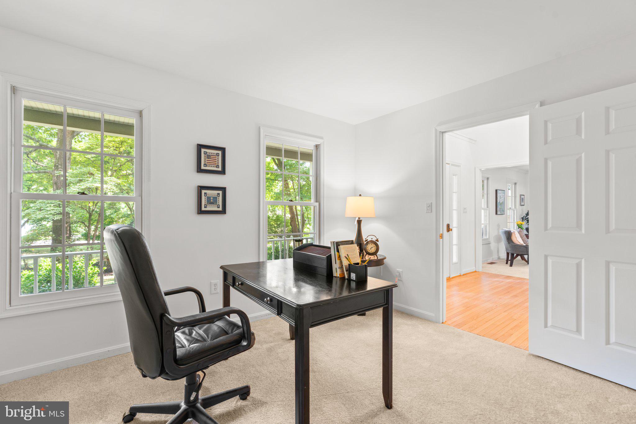 LAYTONSVILLE KNOLLS - Residential