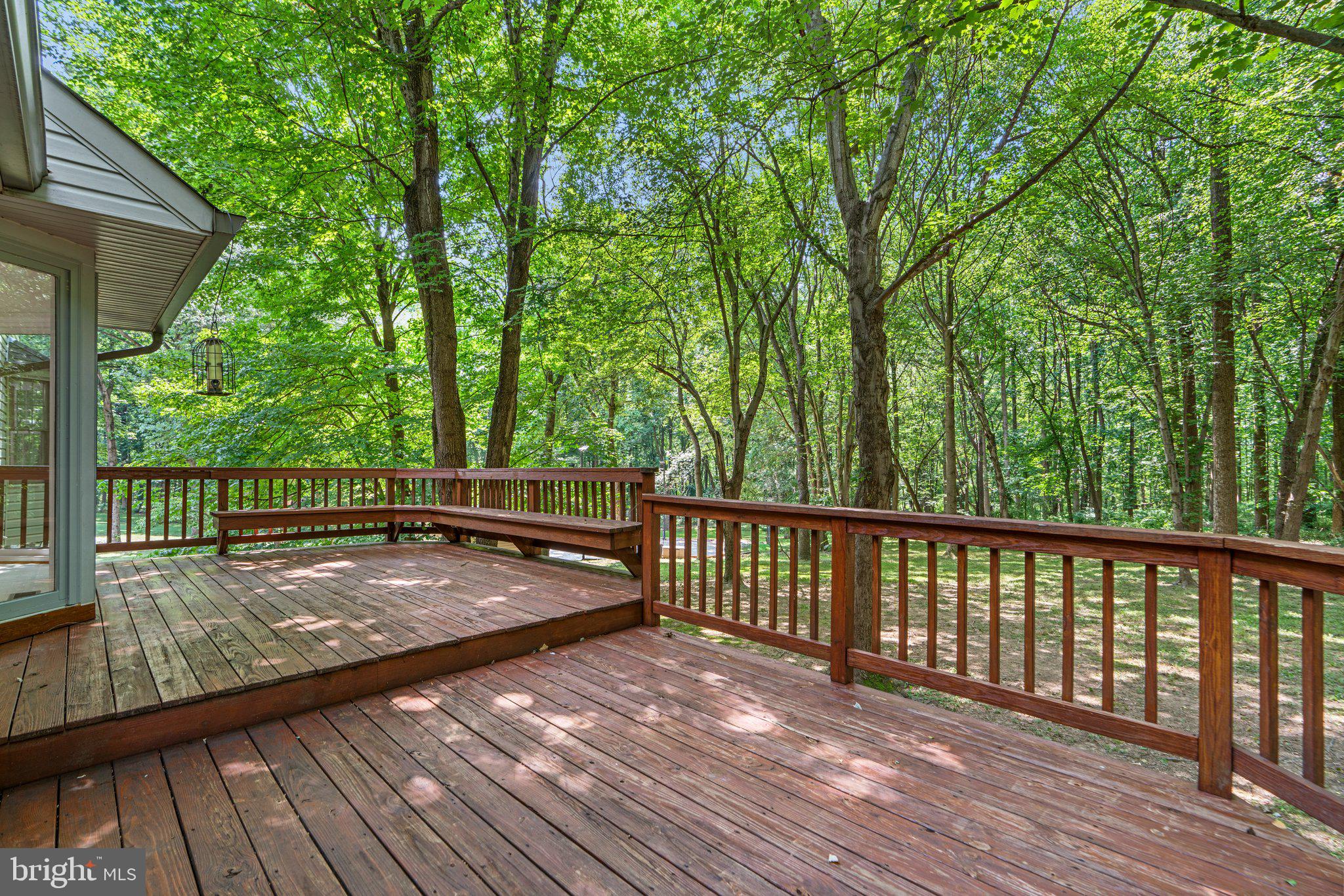 LAYTONSVILLE KNOLLS - Residential