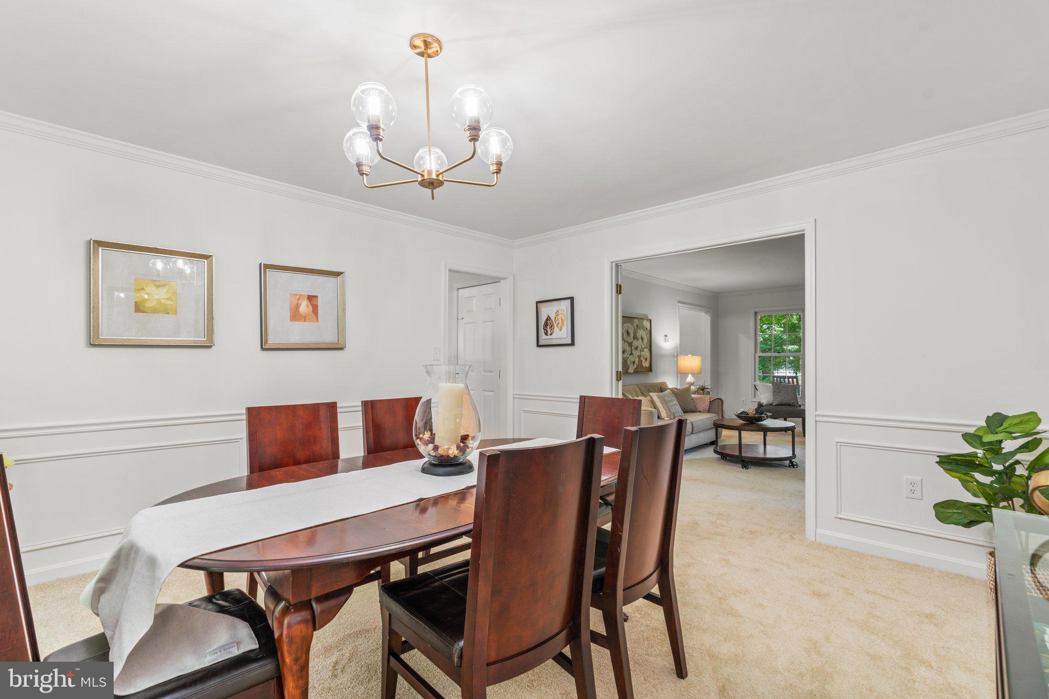 LAYTONSVILLE KNOLLS - Residential