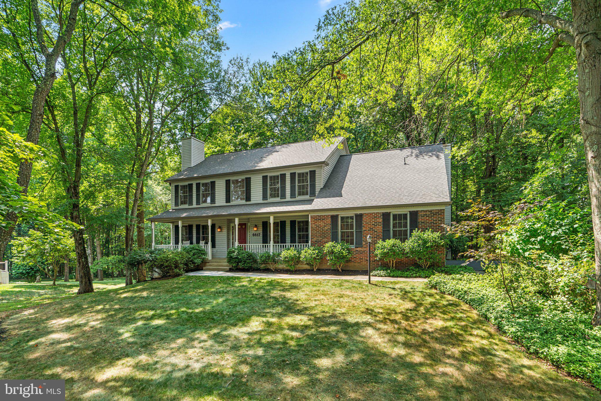 LAYTONSVILLE KNOLLS - Residential