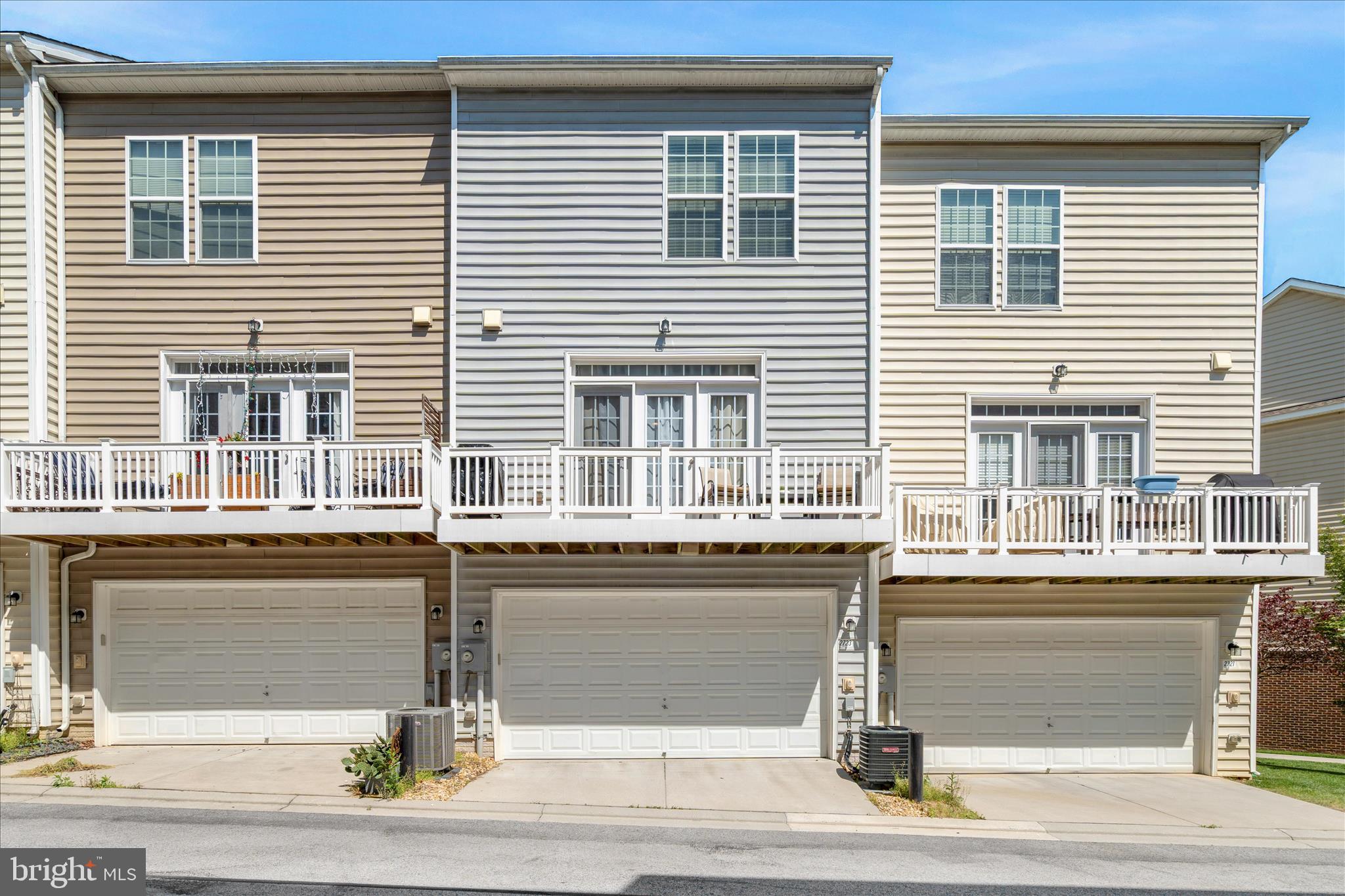 MARKET SQUARE - Residential