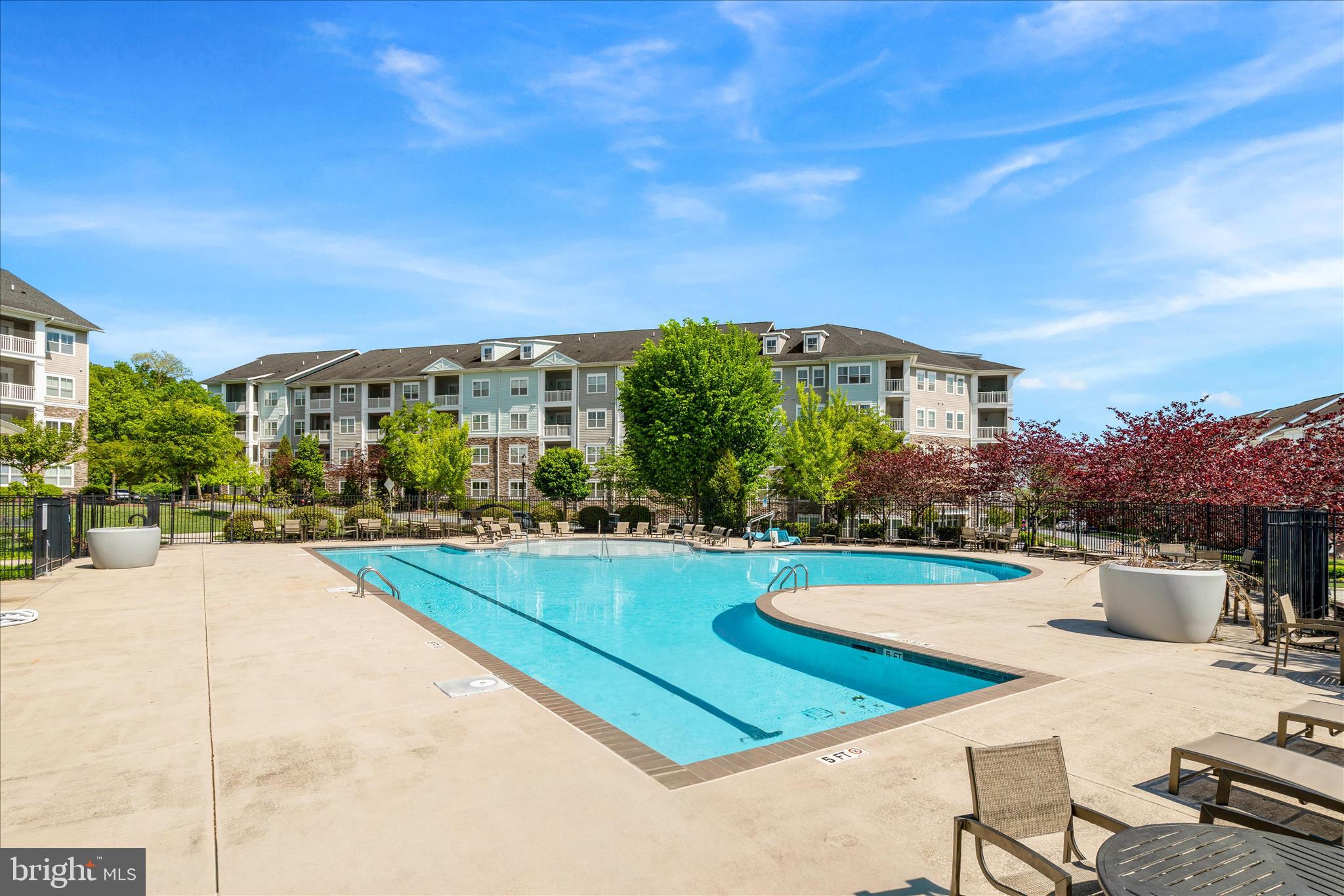 MARKET SQUARE - Residential