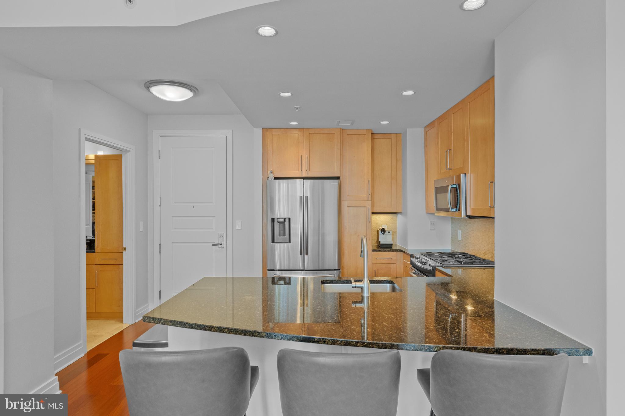 8220 CRESTWOOD HEIGHTS DRIVE 618