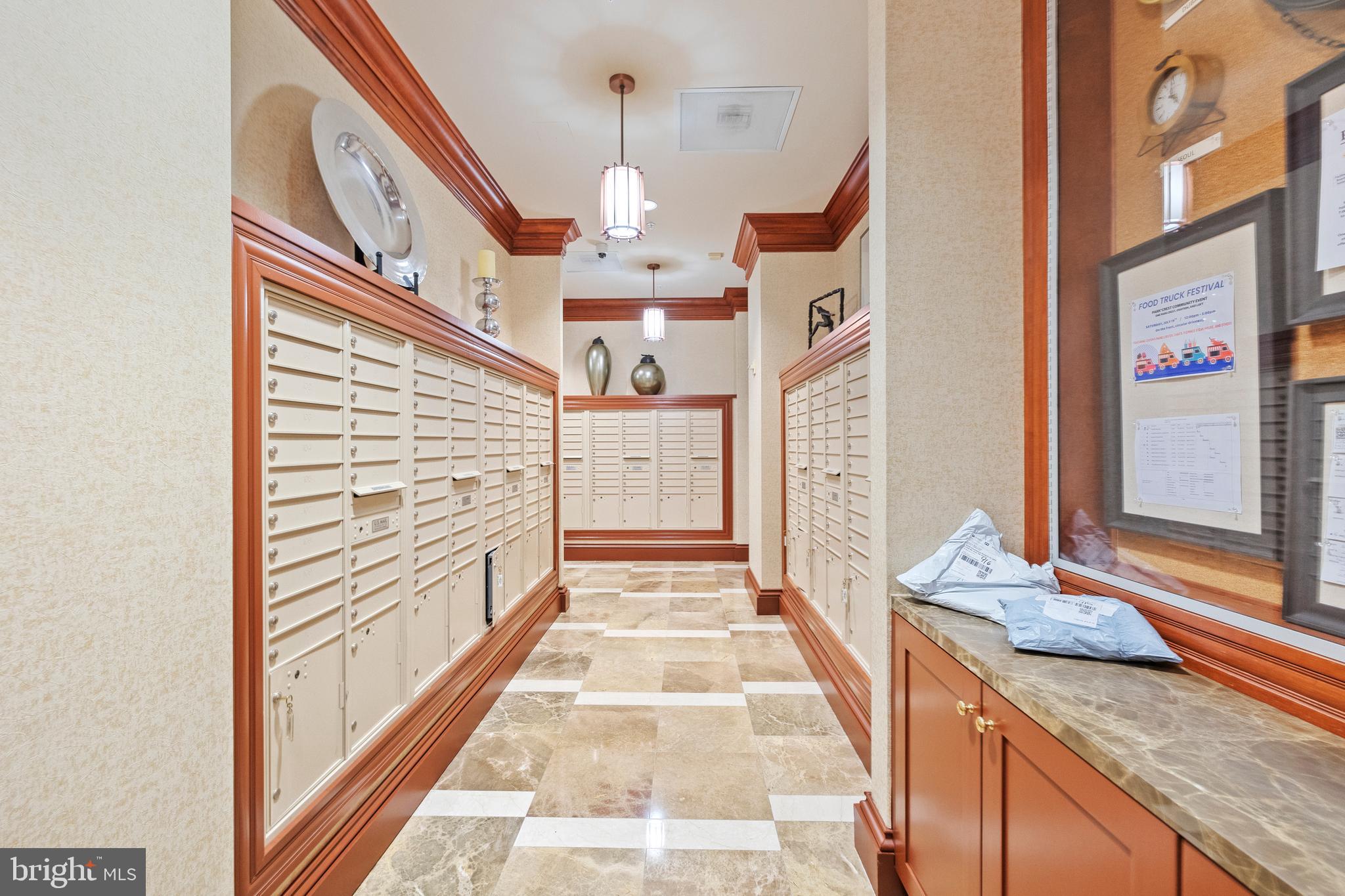 ONE PARK CREST CONDOMINIUM - Residential